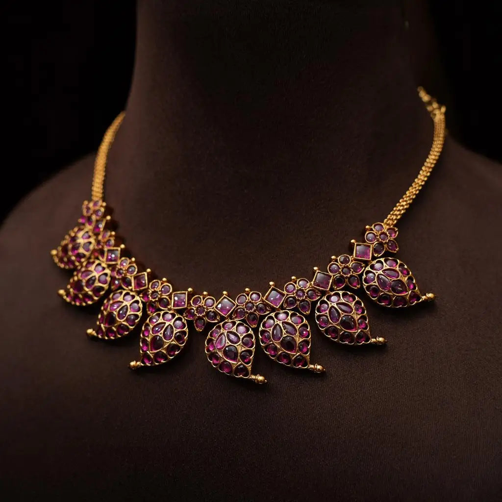 Ketaki Antique Mango Neckace - Red