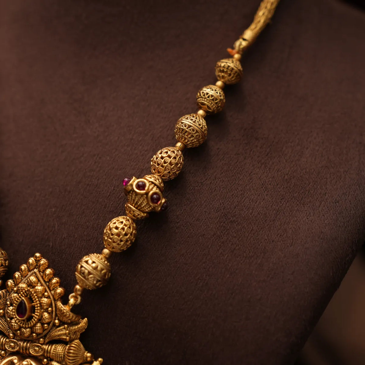 Kripa Antique Necklace - Red