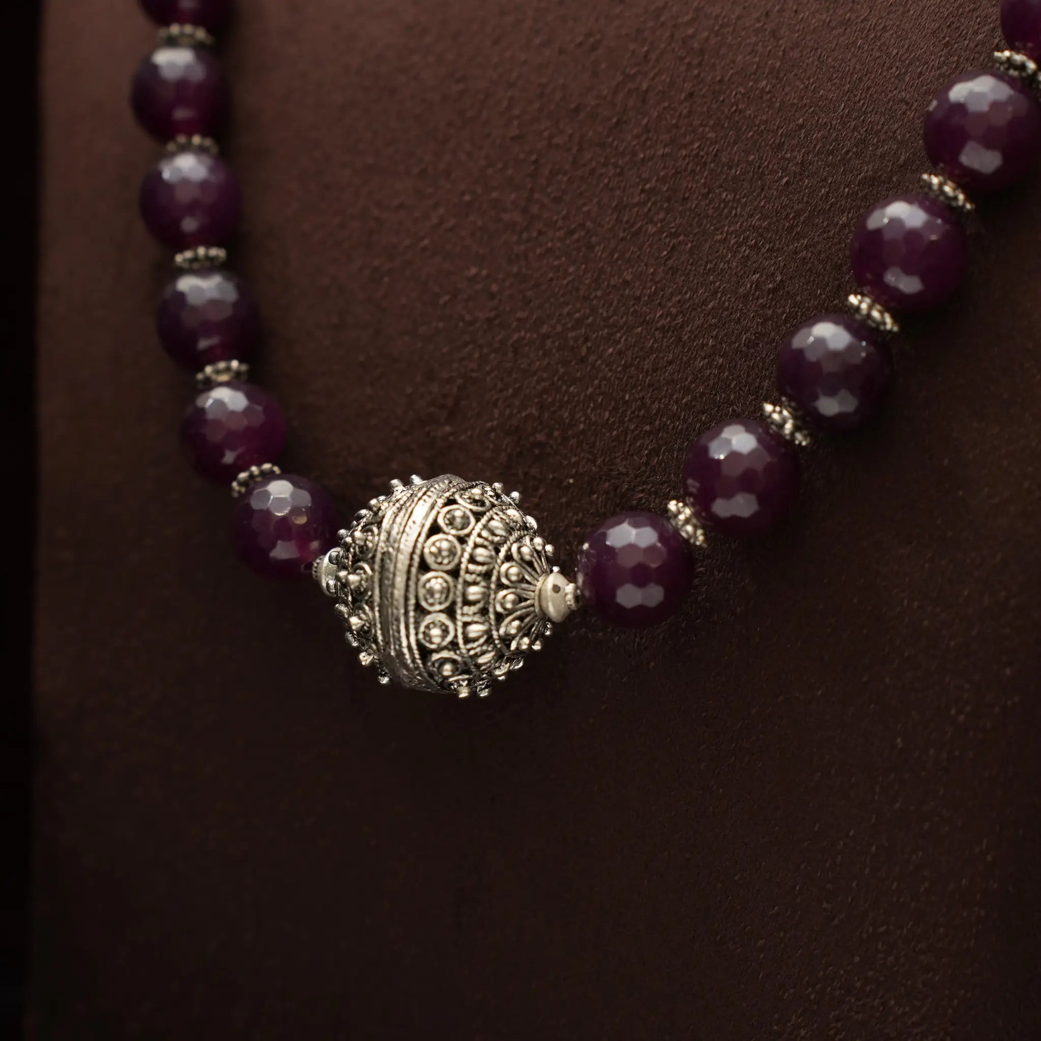 Kshirja Beaded Necklace