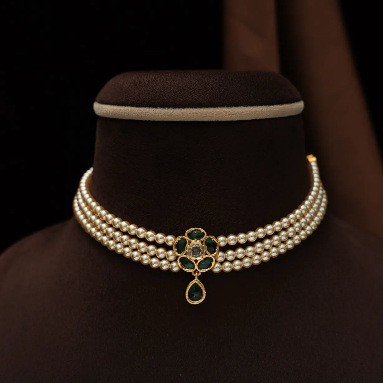 Kshirja Pearl Choker - Green