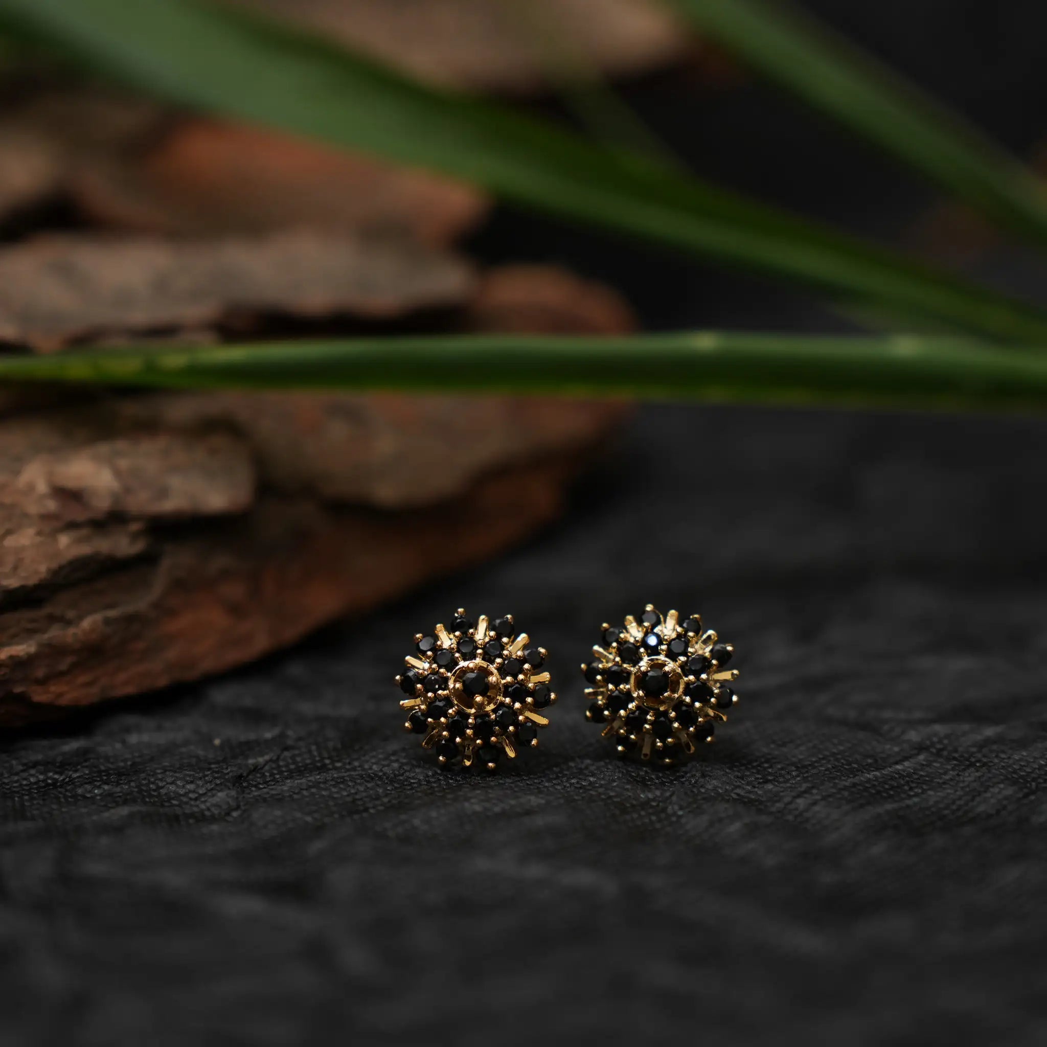 Kyle Antique Ear Stud