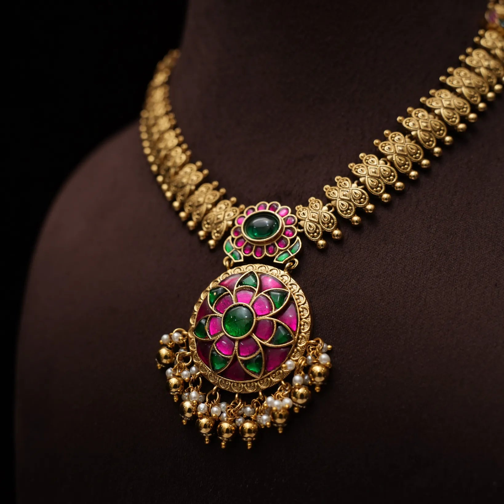 Laranya Antique Necklace - Uma