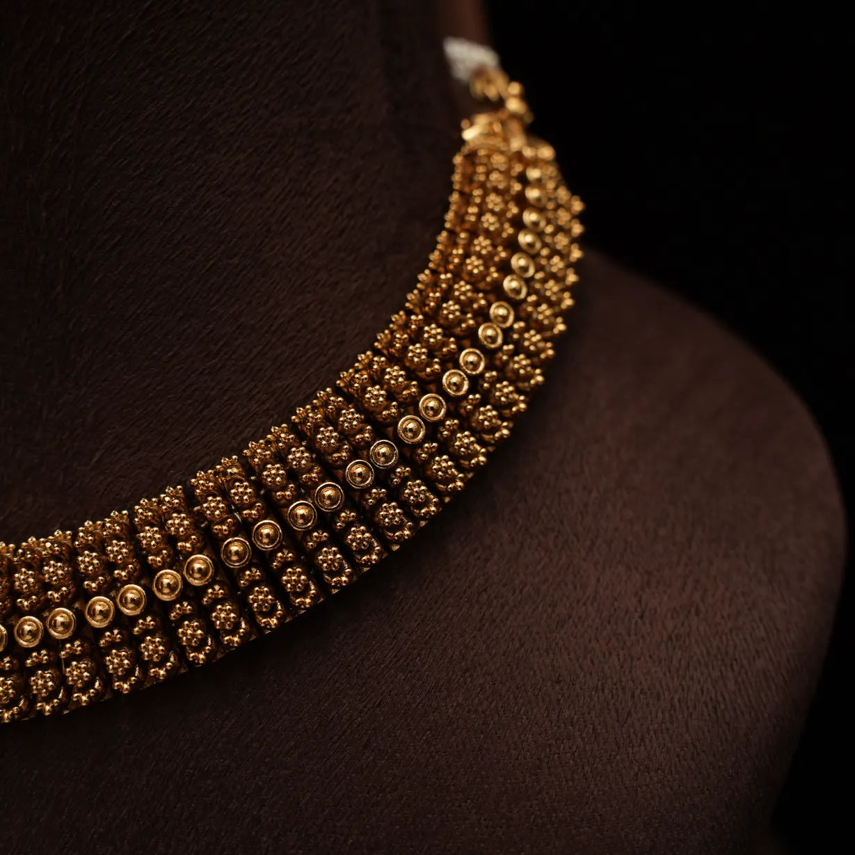 Lavini Antique Necklace - Reya