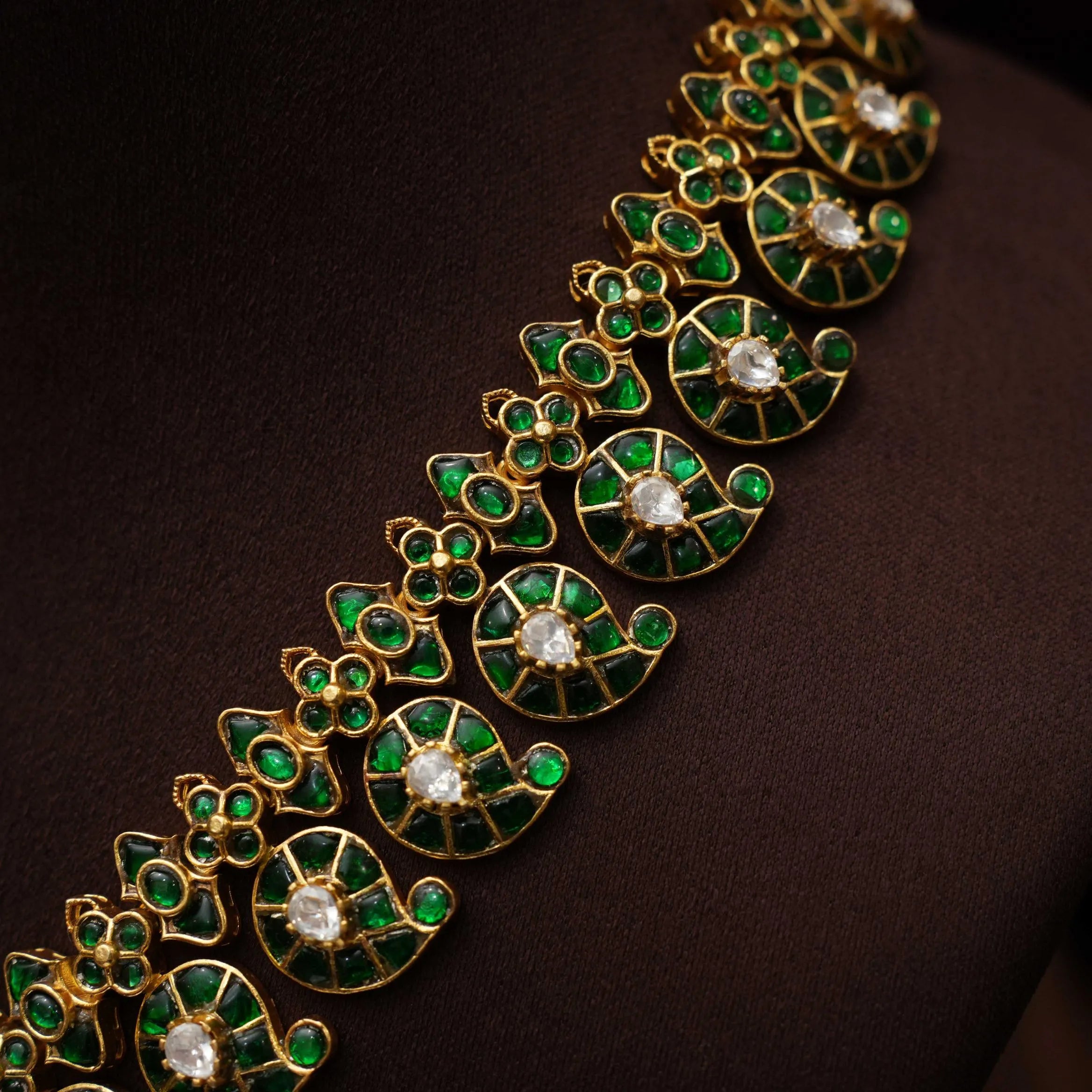 Layla Antique Mango Necklace