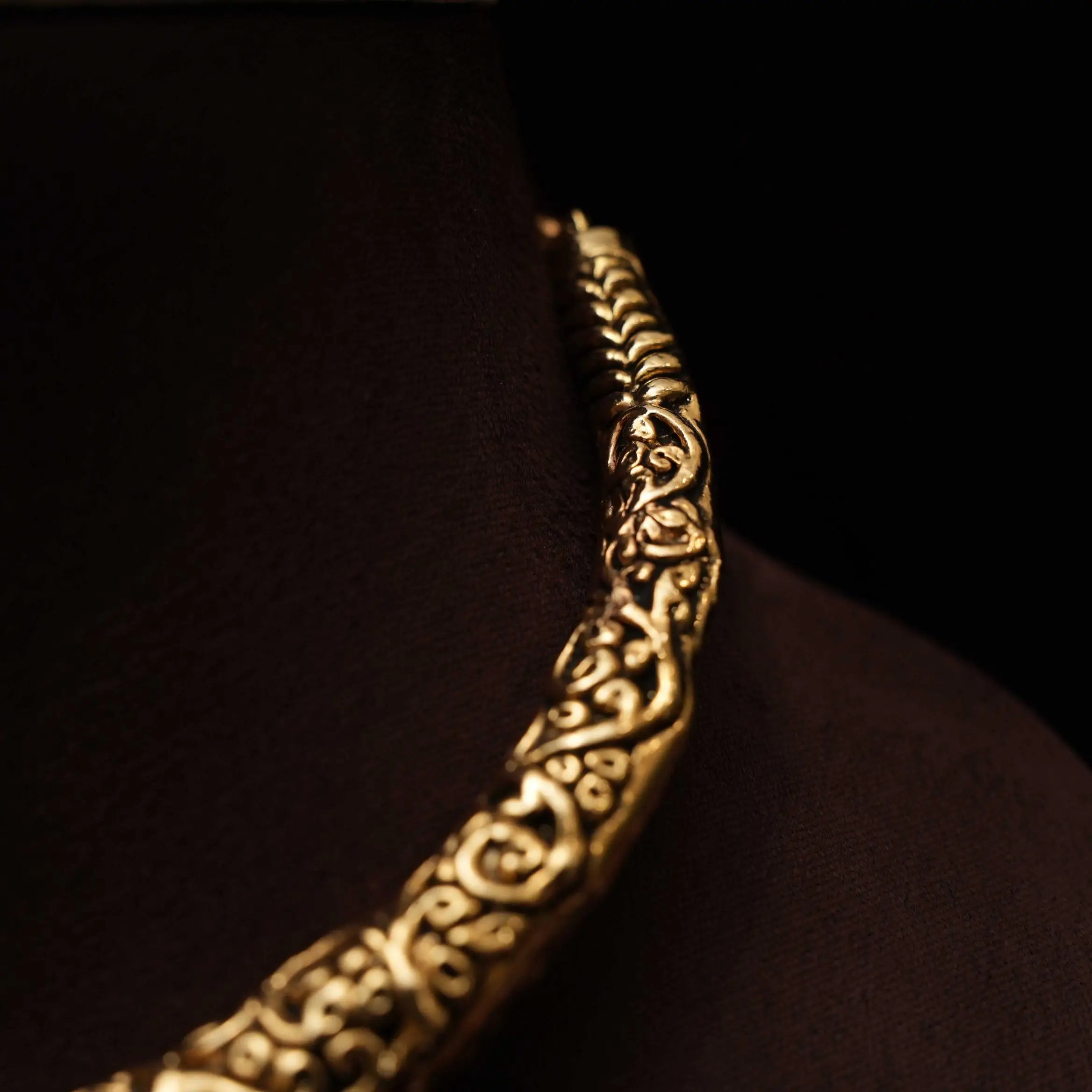 Leena Antique Hasli Necklace