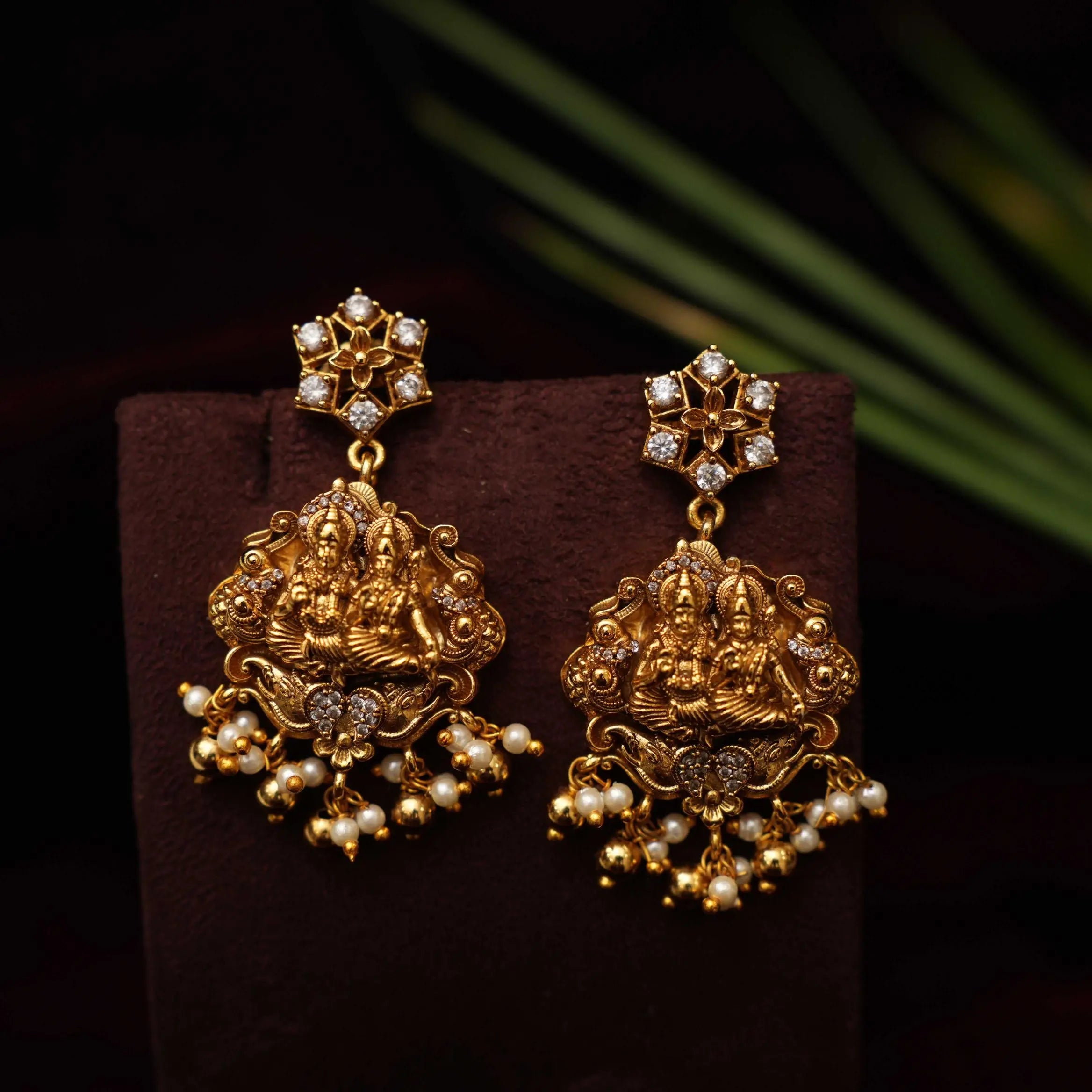 Leena Antique Hasli Necklace