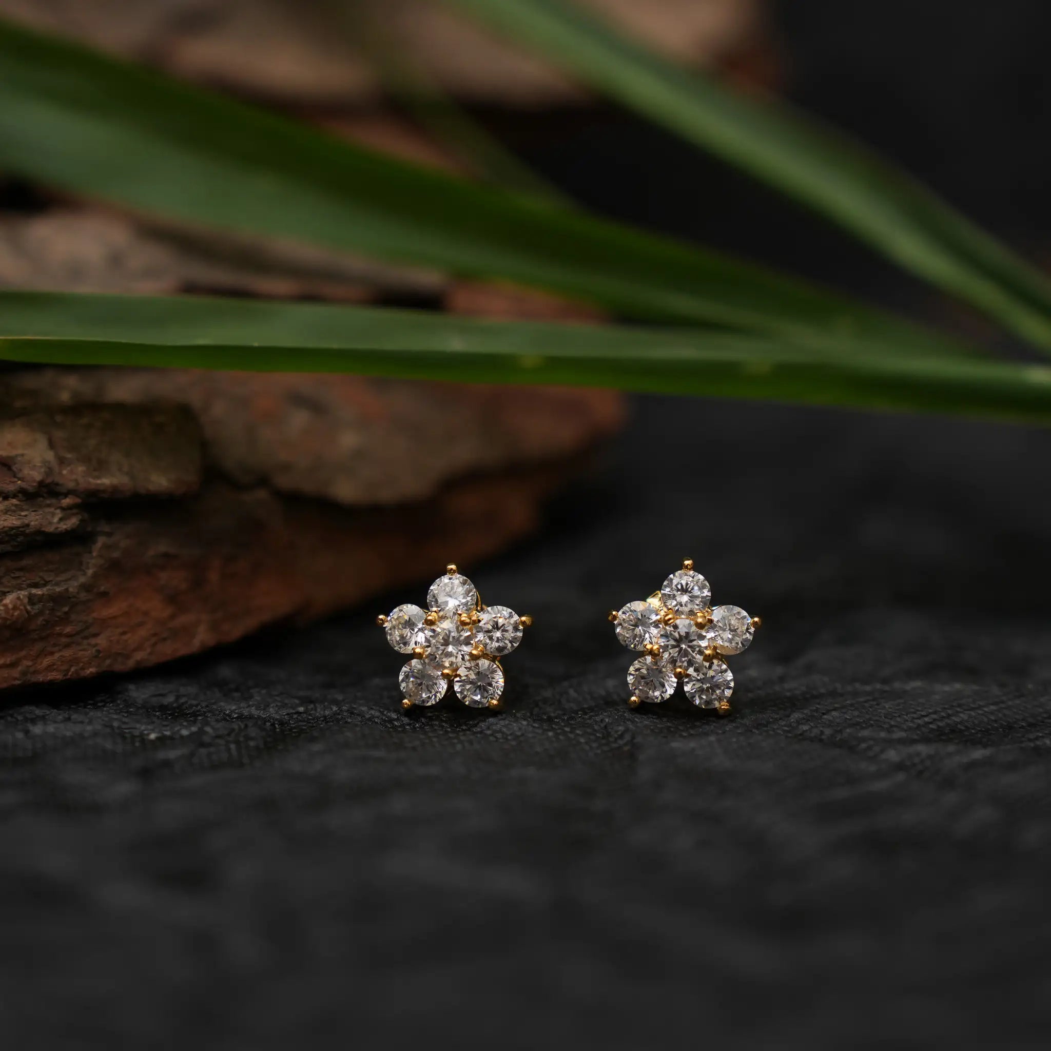 Lex Zircon Ear Stud