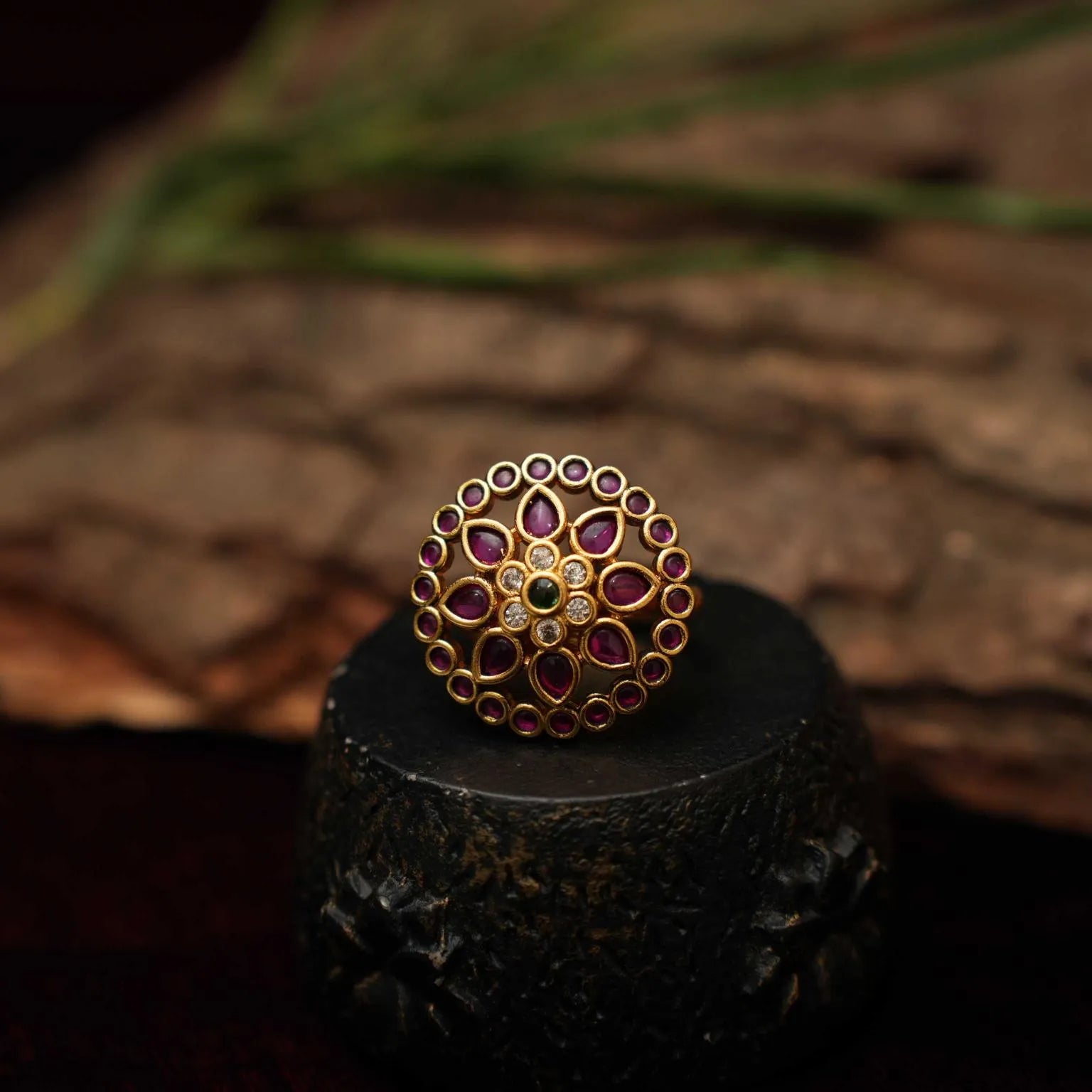 Lipsa Antique Ring - Rimli Boutique