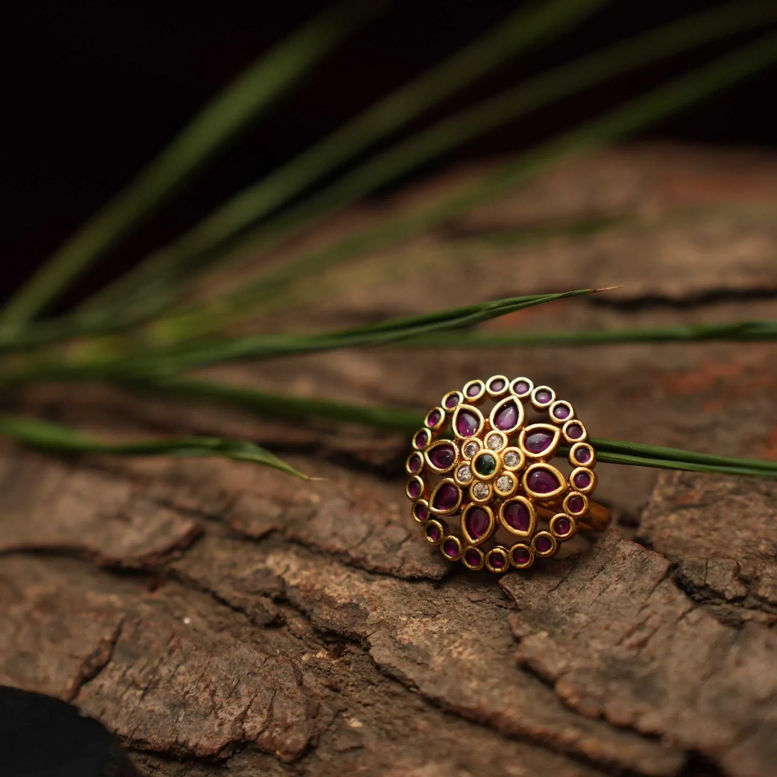 Lipsa Antique Ring - Rimli Boutique