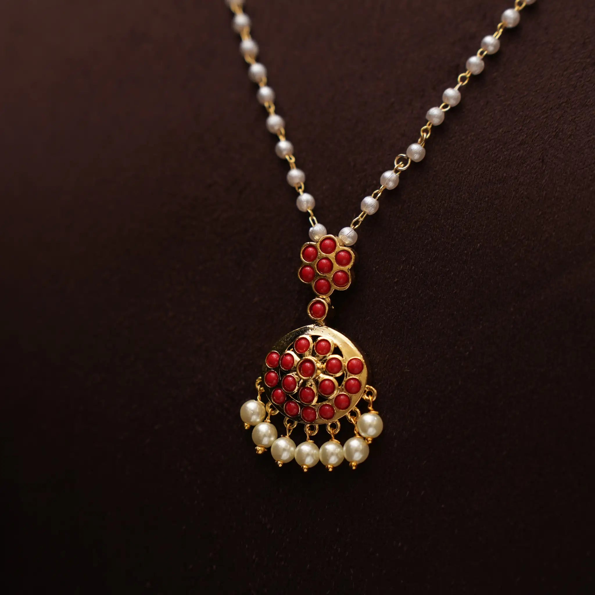 Lisha Antique Pearl Necklace