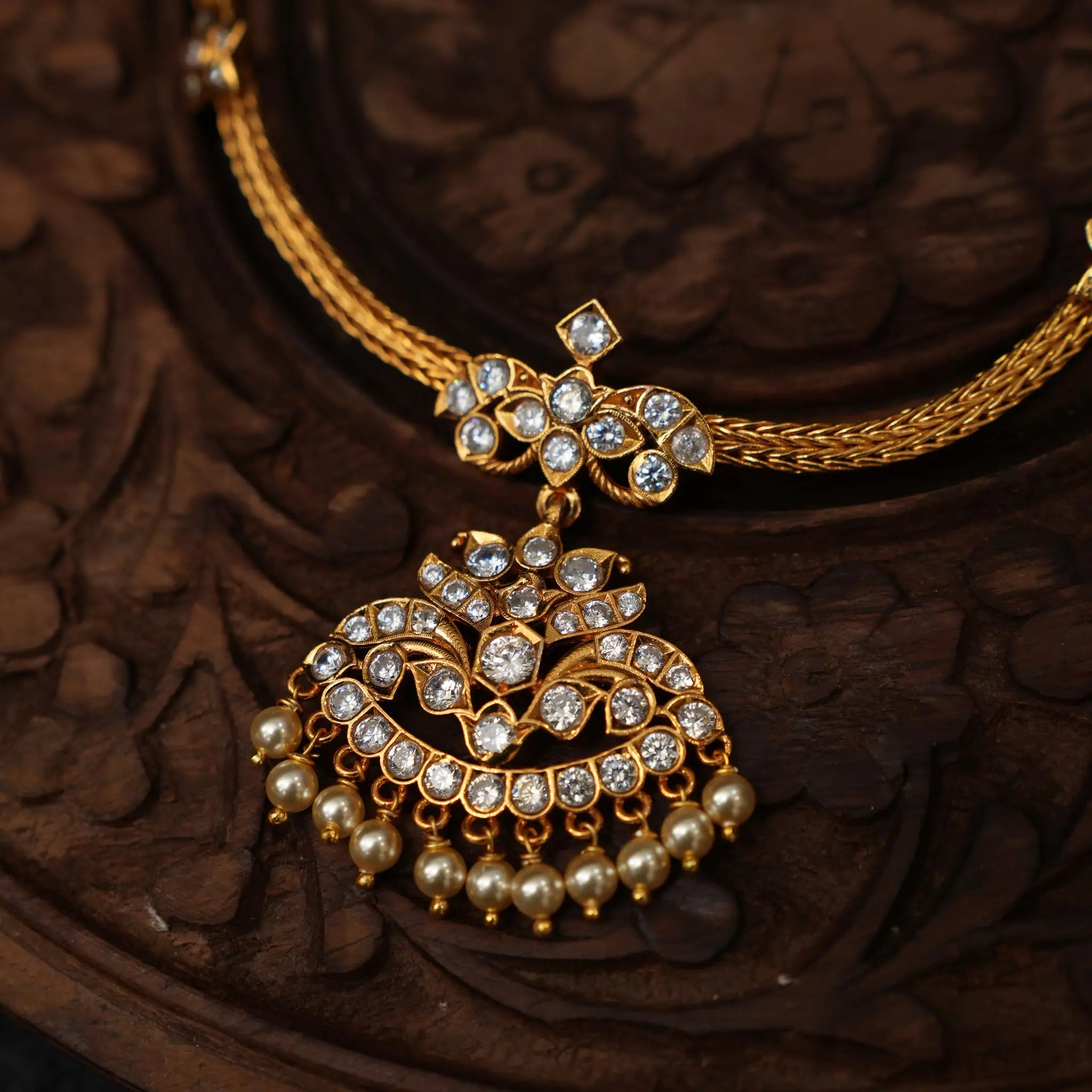 Harini Silver Attigai Necklace