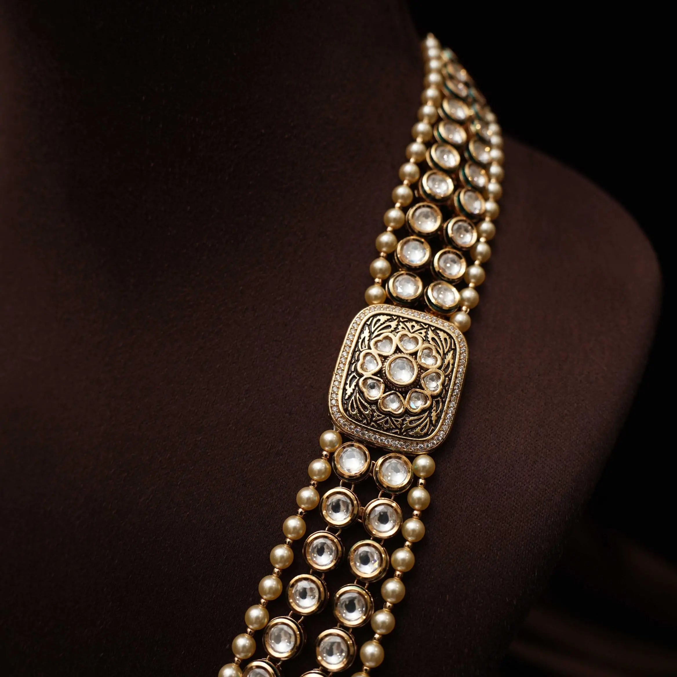 Mabel Multilayered Kundan Necklace