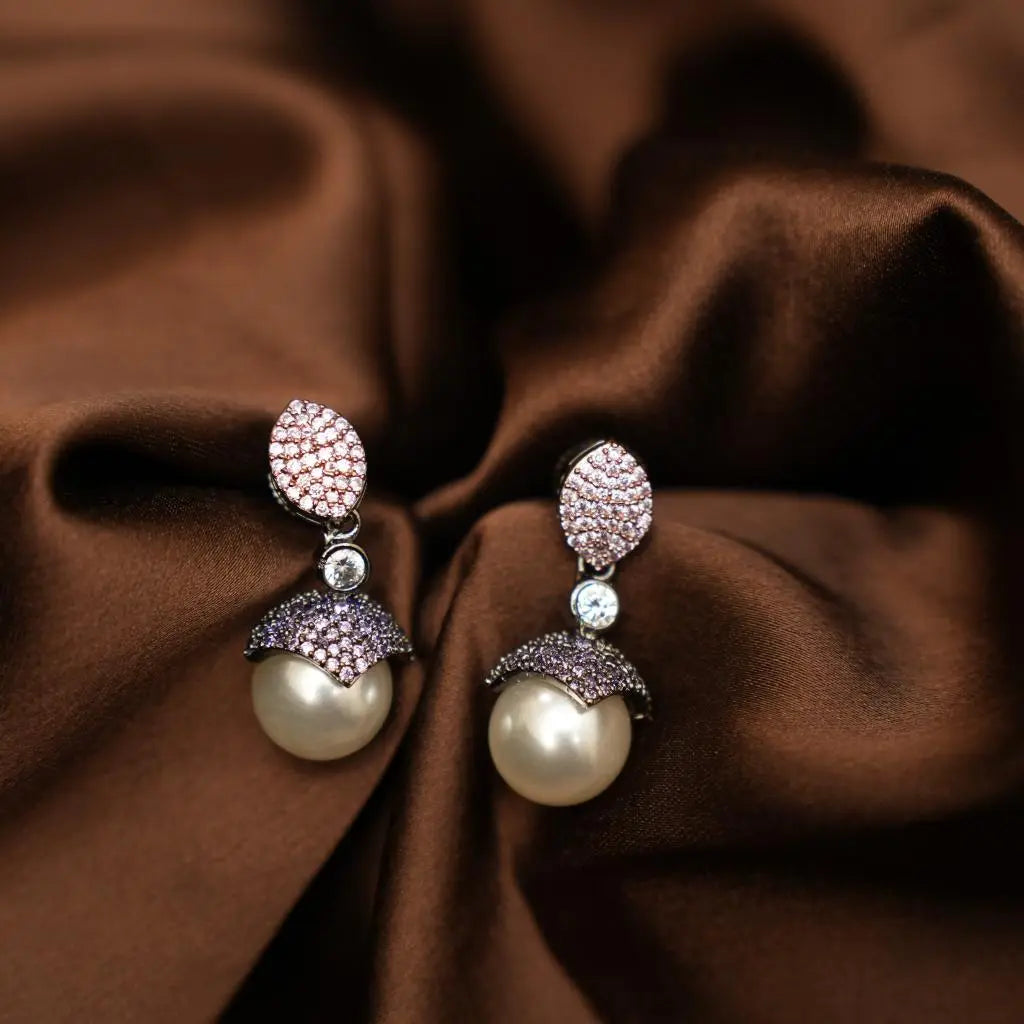 Mano Zircon Earrings - Light Pink