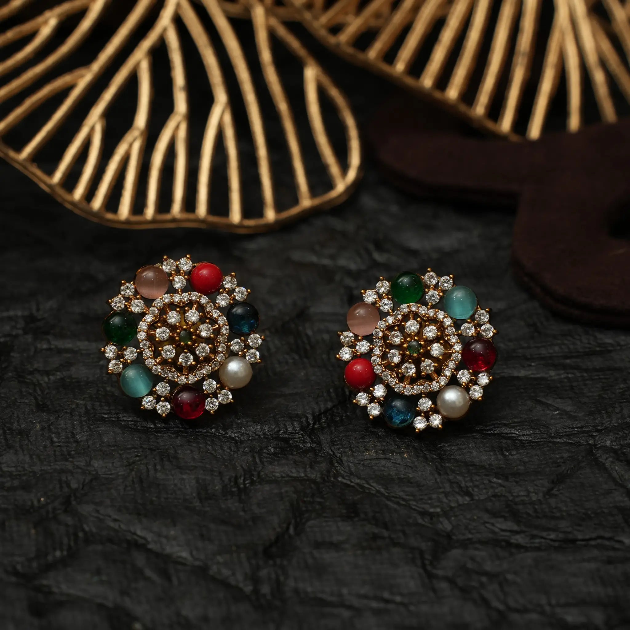 Mansi Zircon Ear Stud