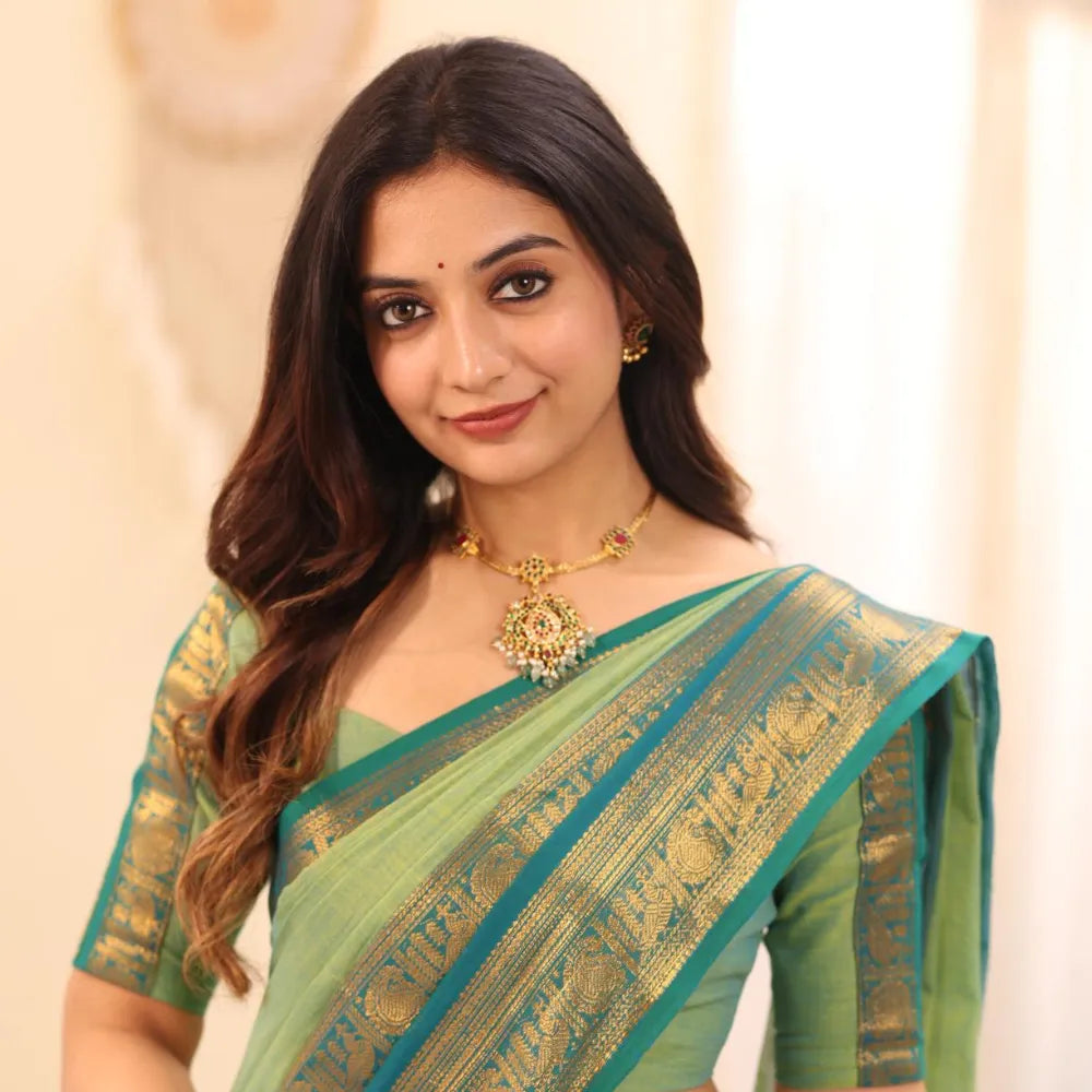 Manvit Silver Necklace