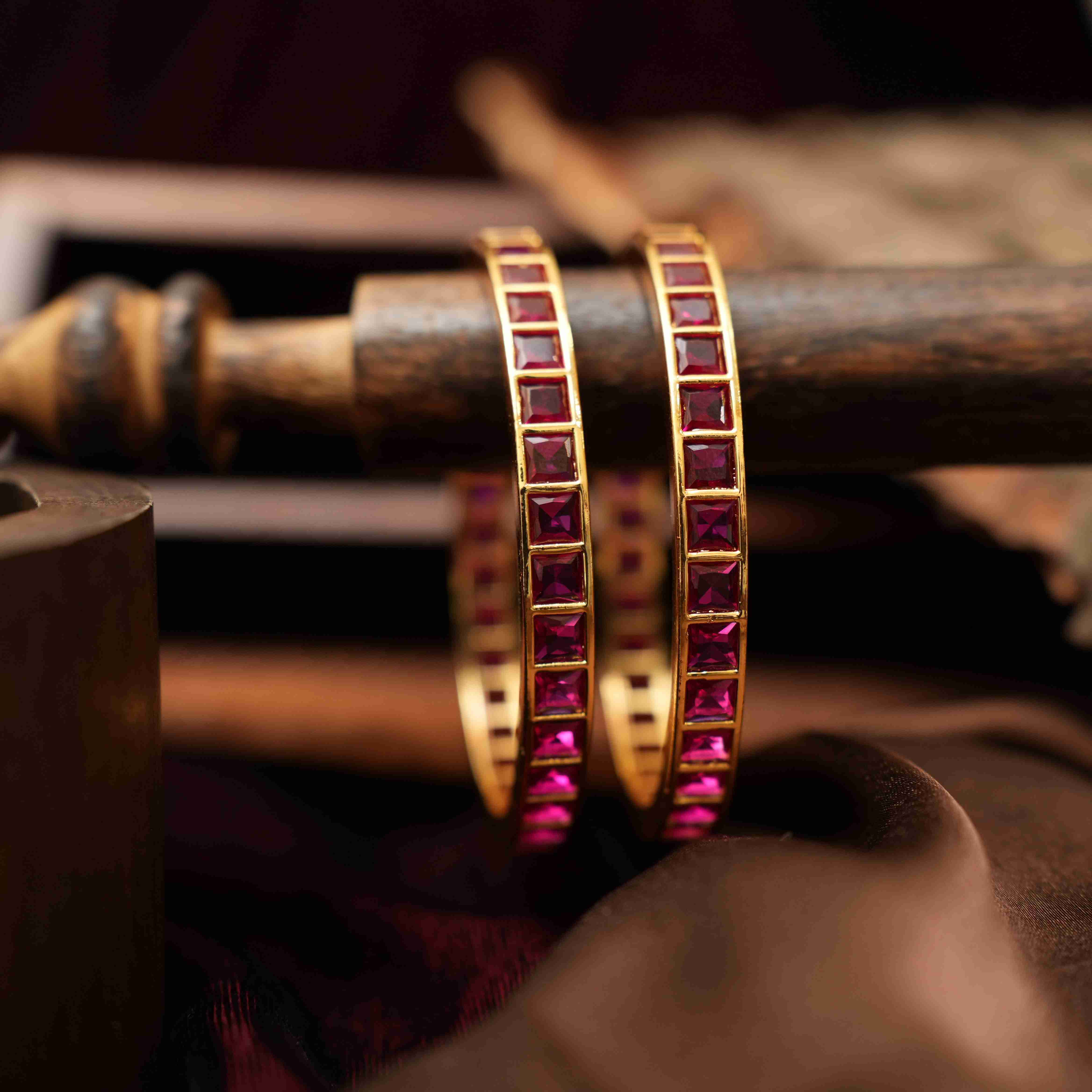 Meera Antique Bangles - Reddish Pink