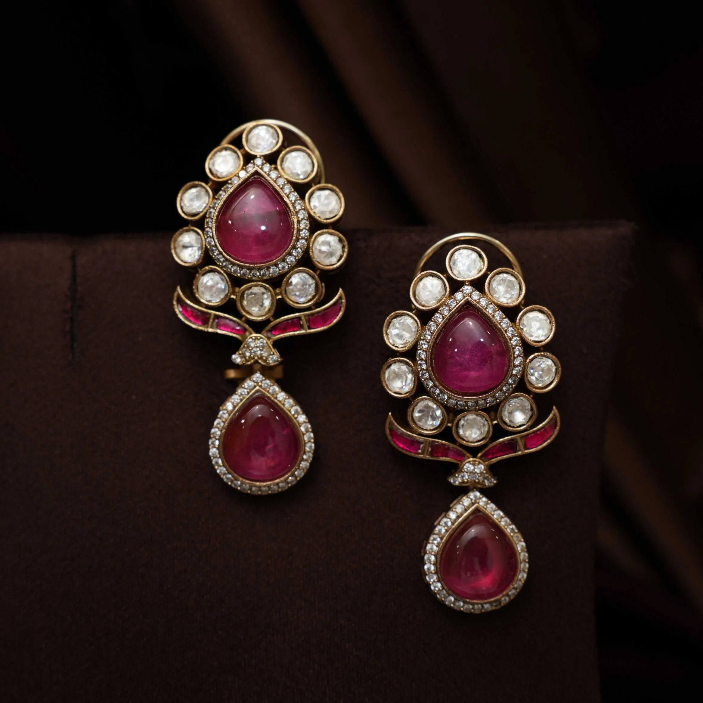 Mishti Victorian Polki Necklace - Reddish Pink