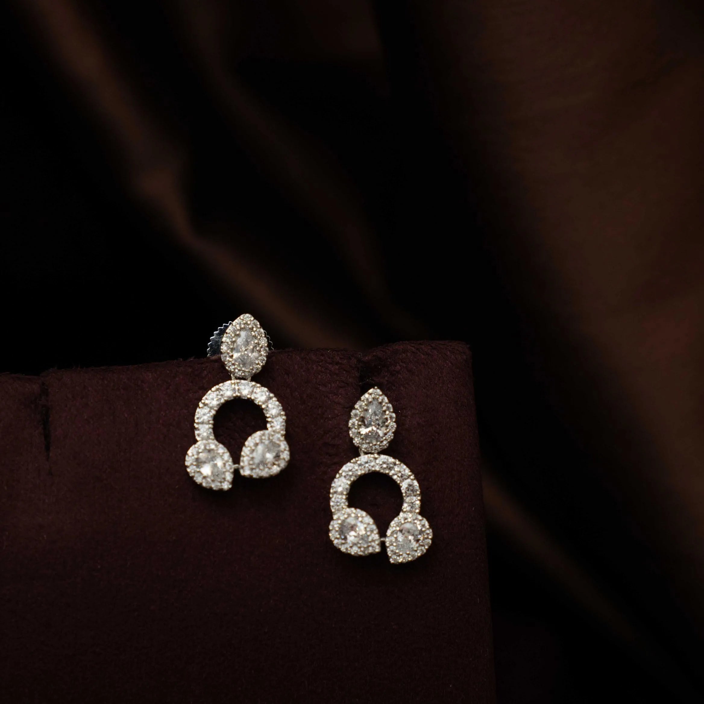 Mithun Zircon Open Choker Set - Silver Color