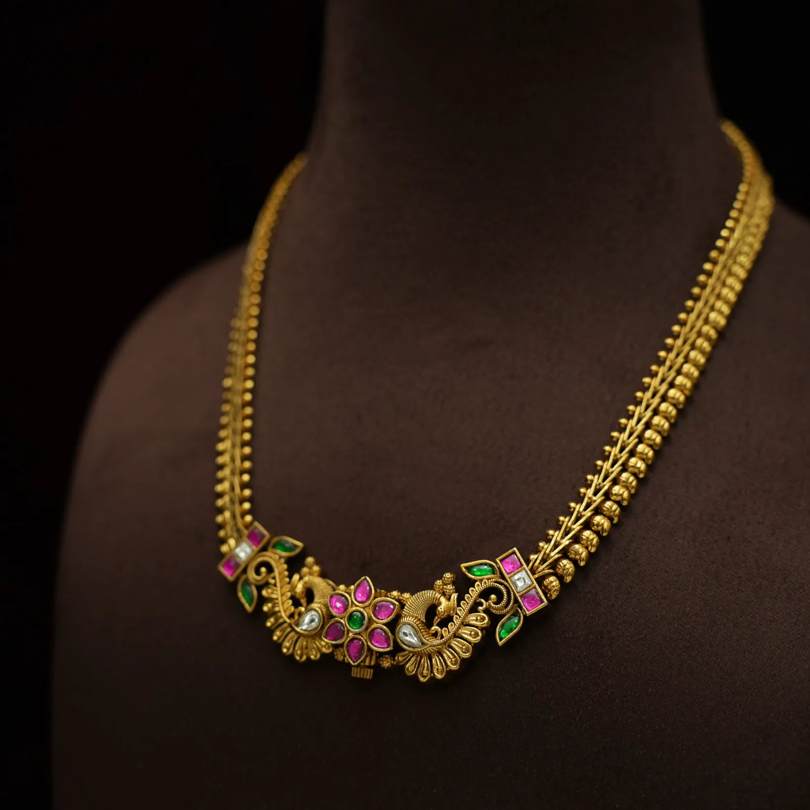 Mitra Antique Necklace - Reddish Pink & Green