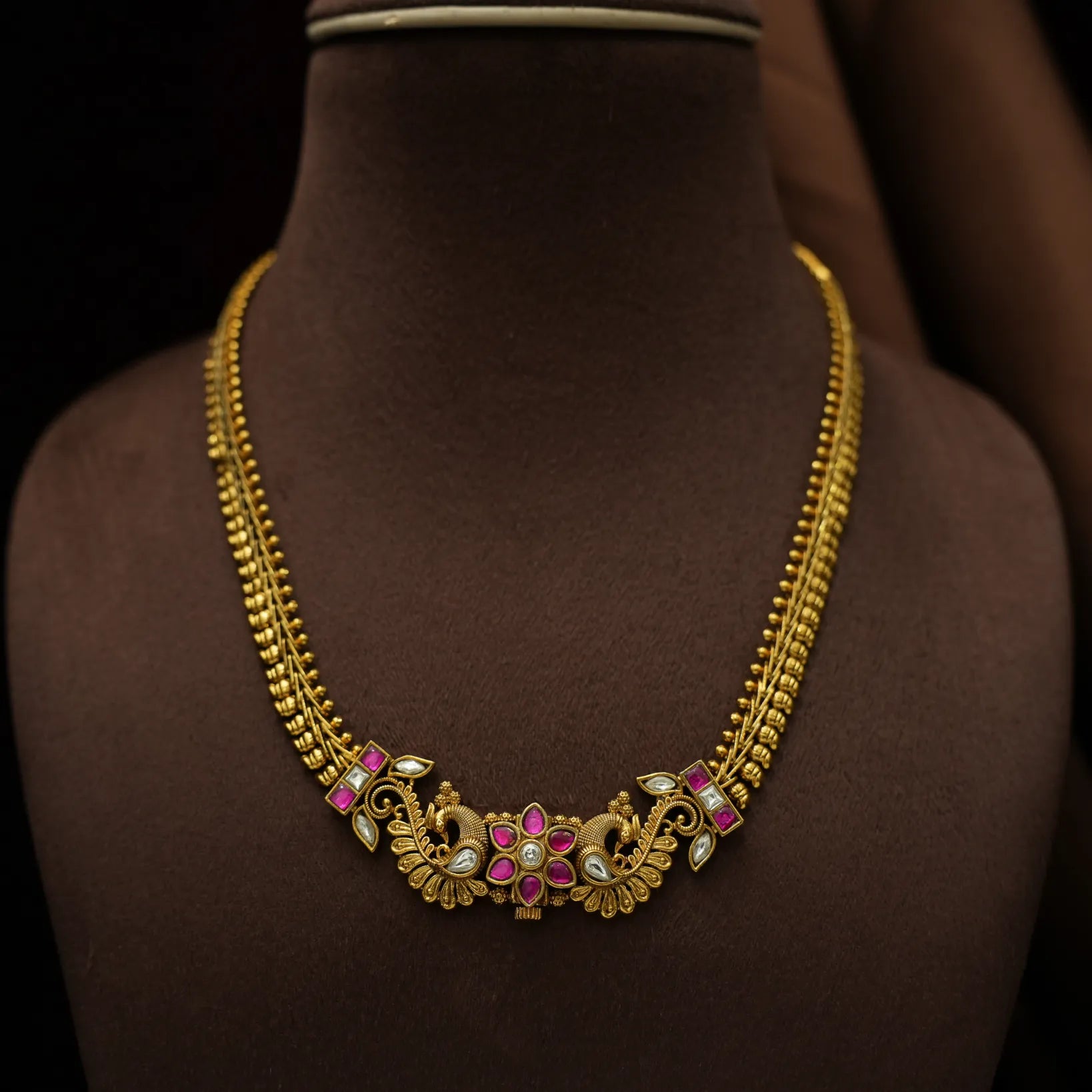 Mitra Antique Necklace - Reddish Pink