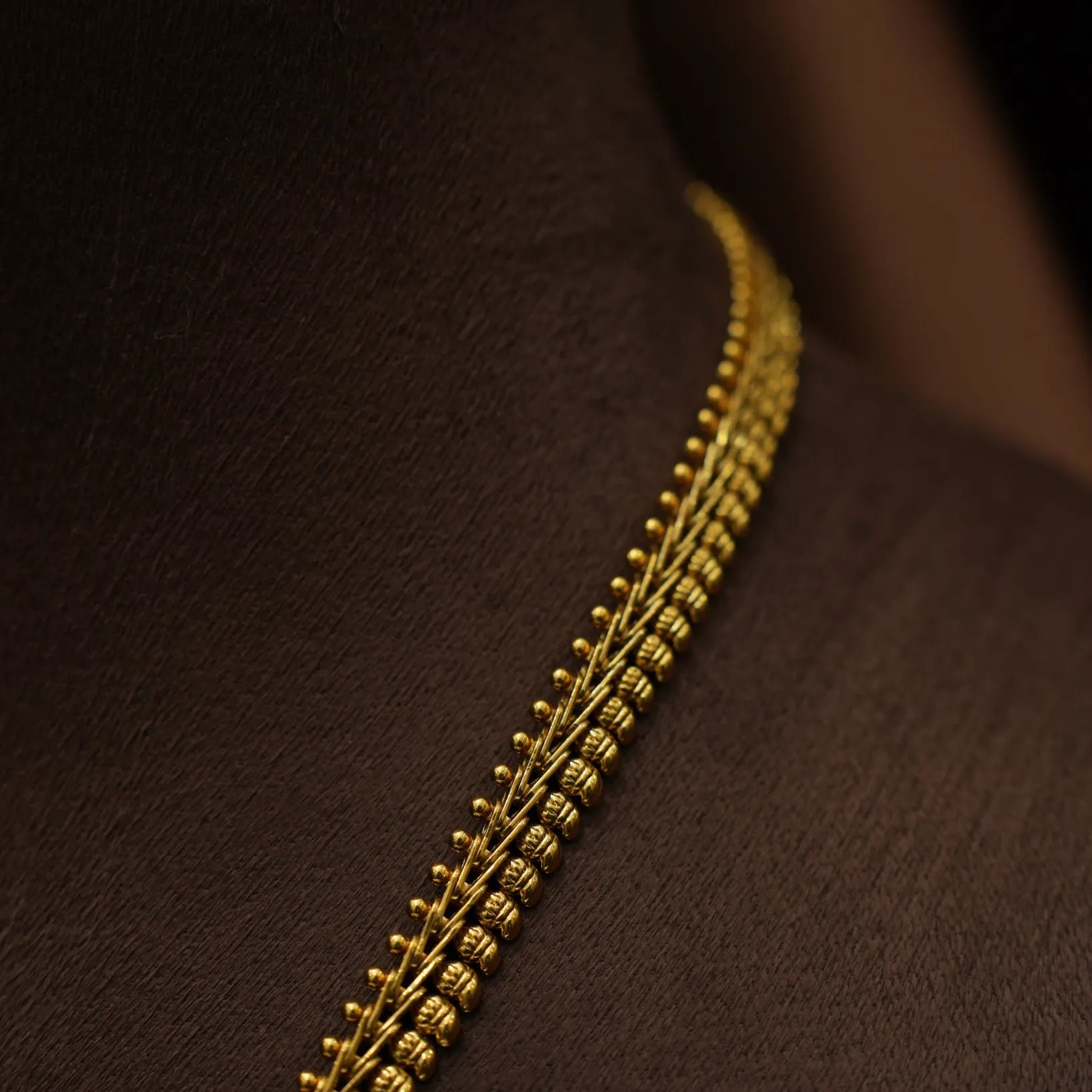 Mitra Antique Necklace - White