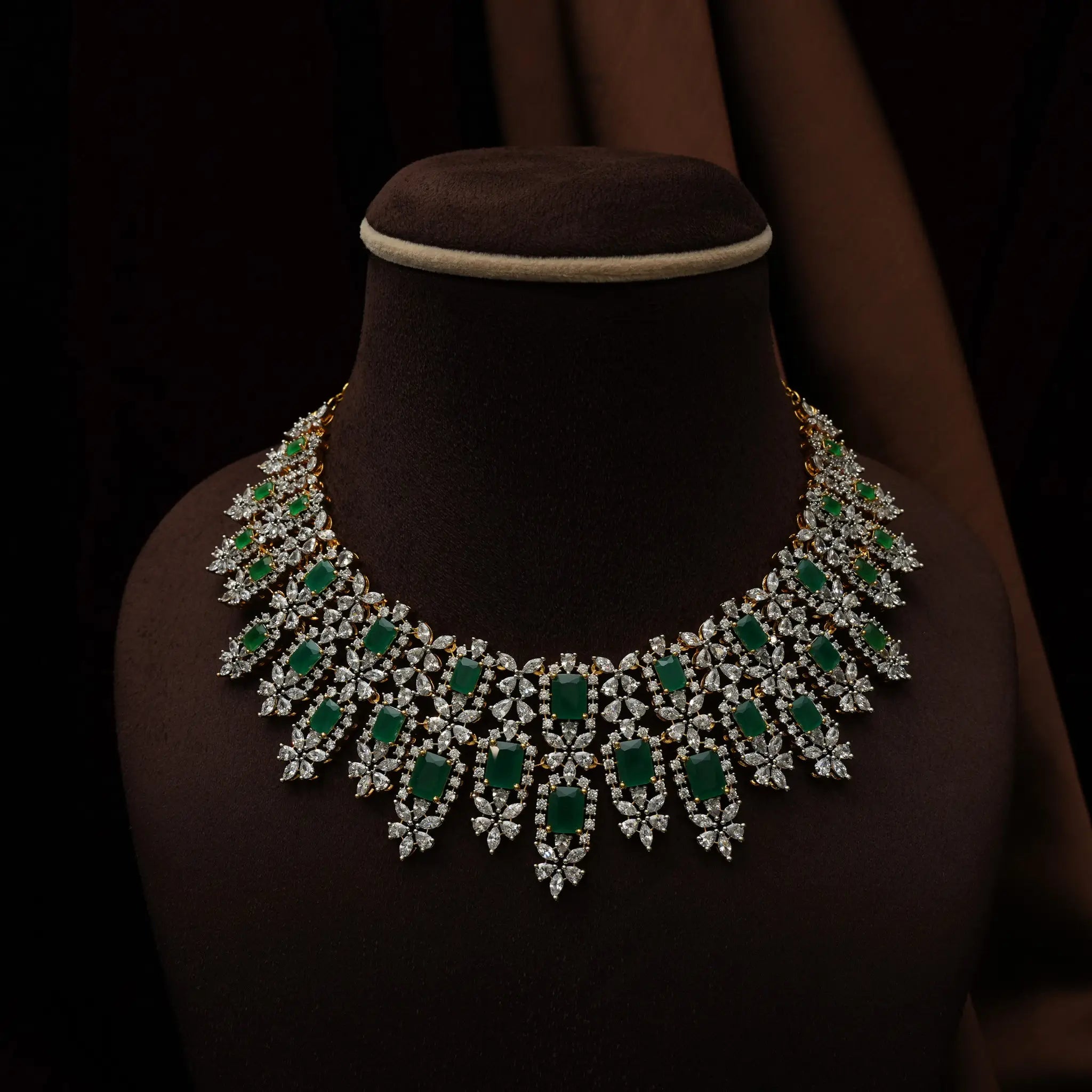 Moshika Zircon Necklace