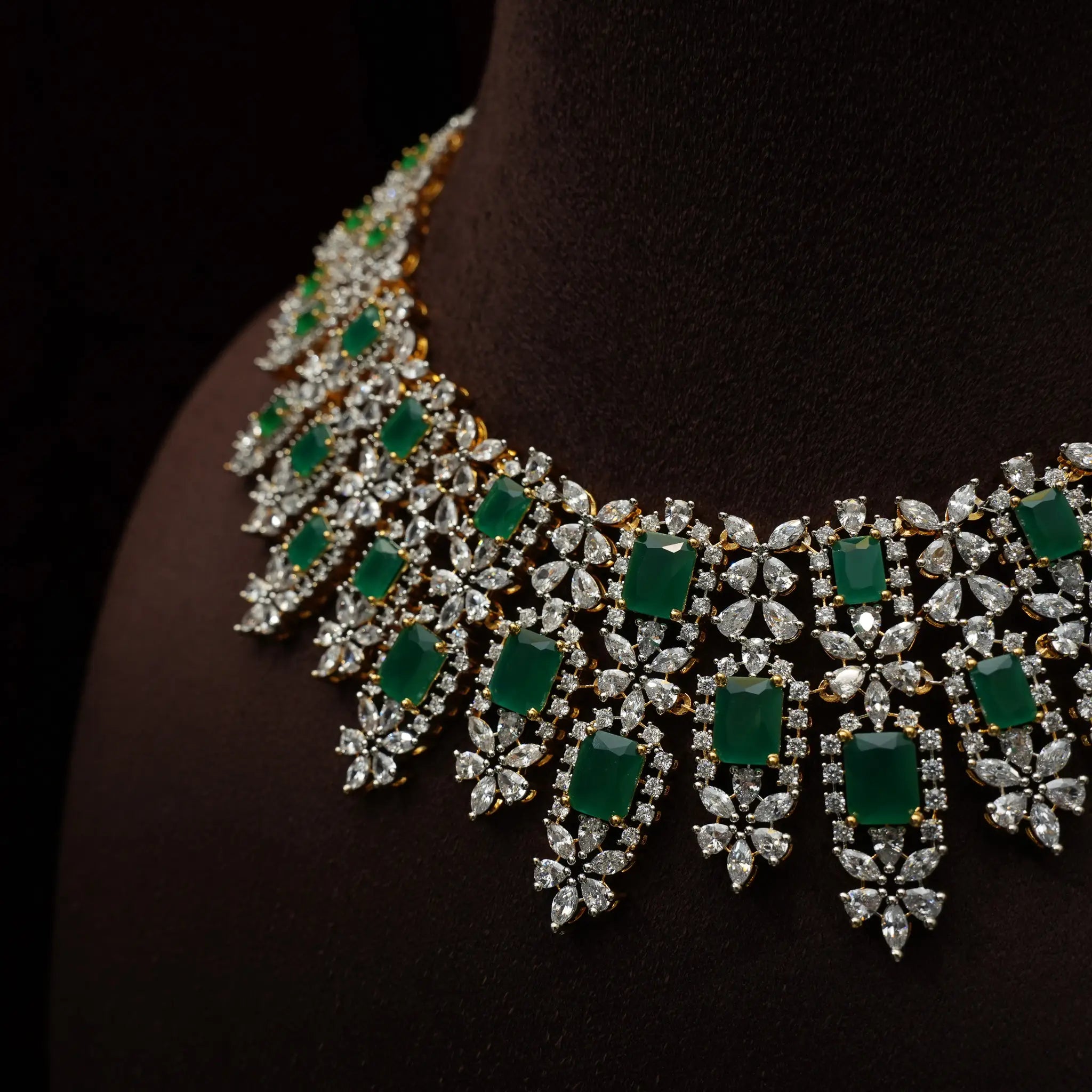 Moshika Zircon Necklace