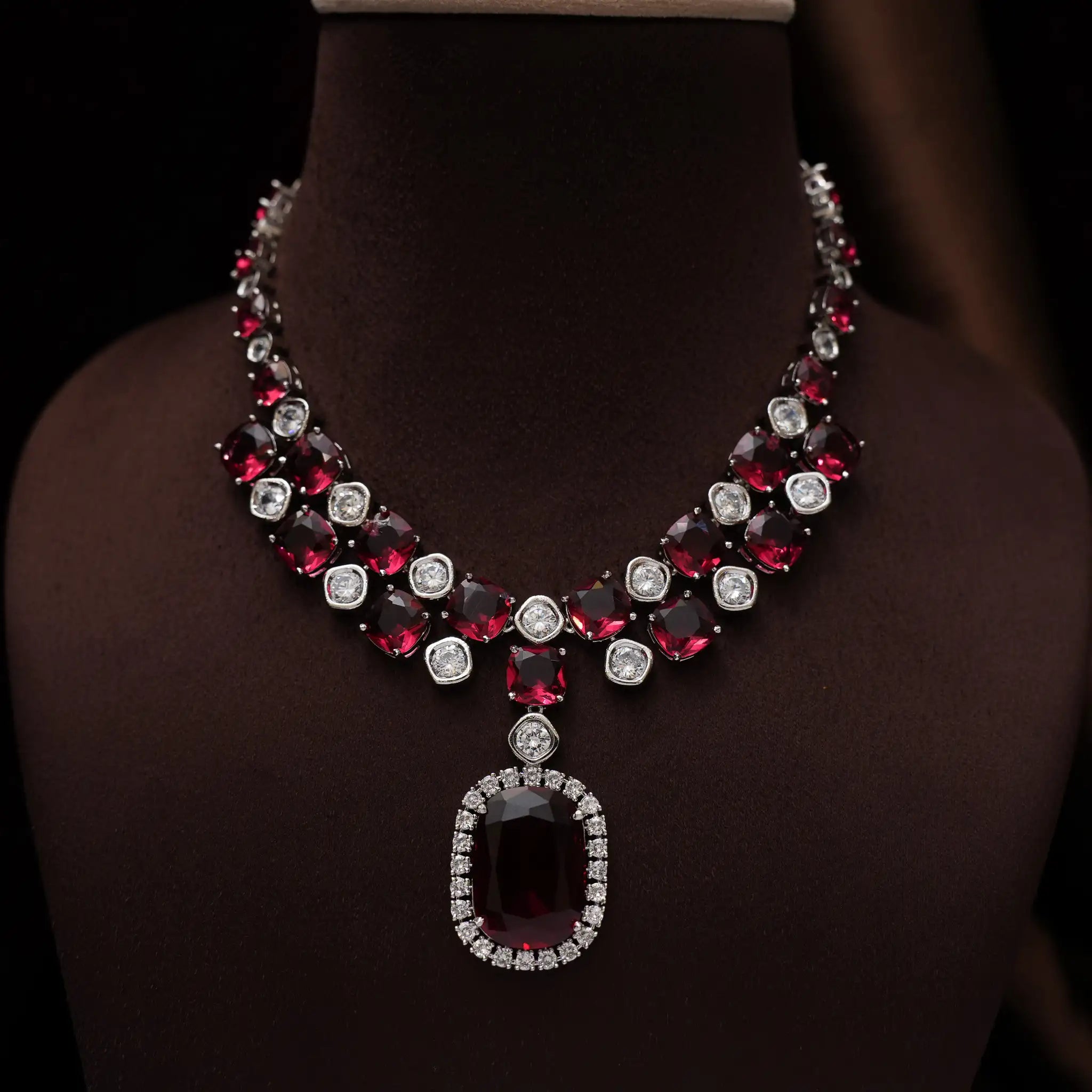 Naima Zircon Necklace