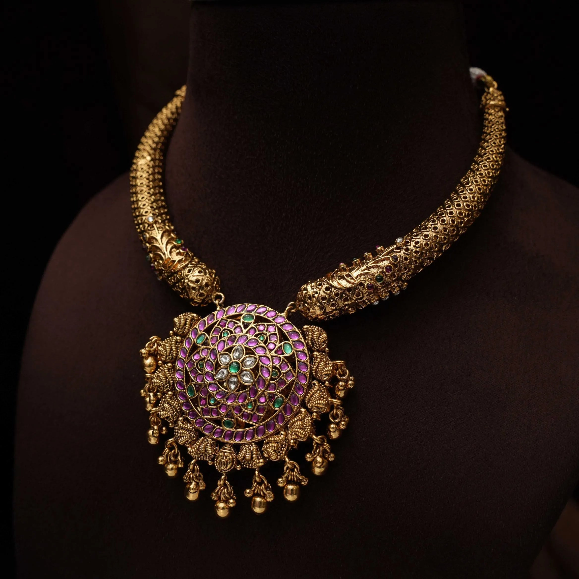 Naisha Antique Reversible Hasli Necklace