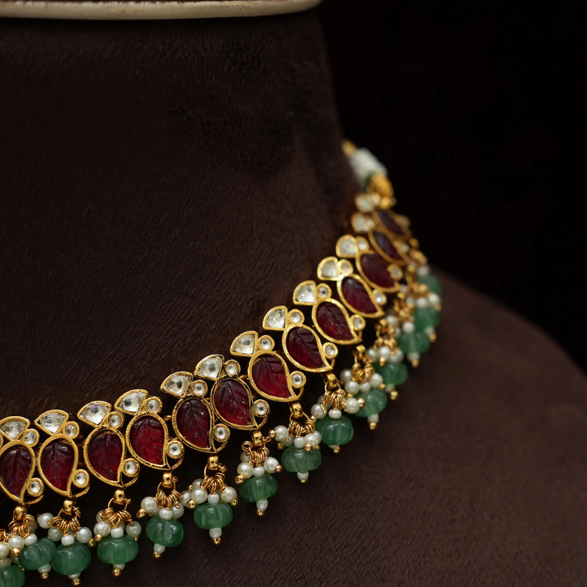 Namrada Polki Choker
