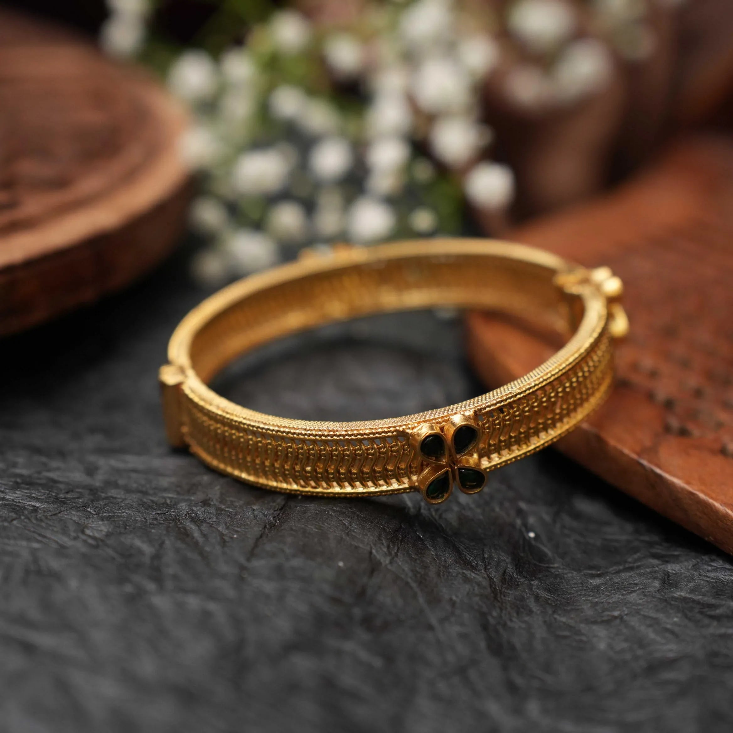 Navasree Silver Kada Bangle