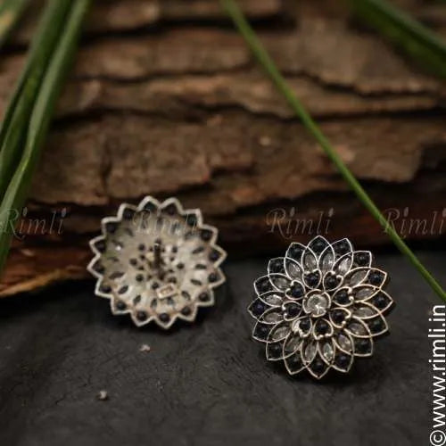 Silver Floral Earstud - Rimli Boutique
