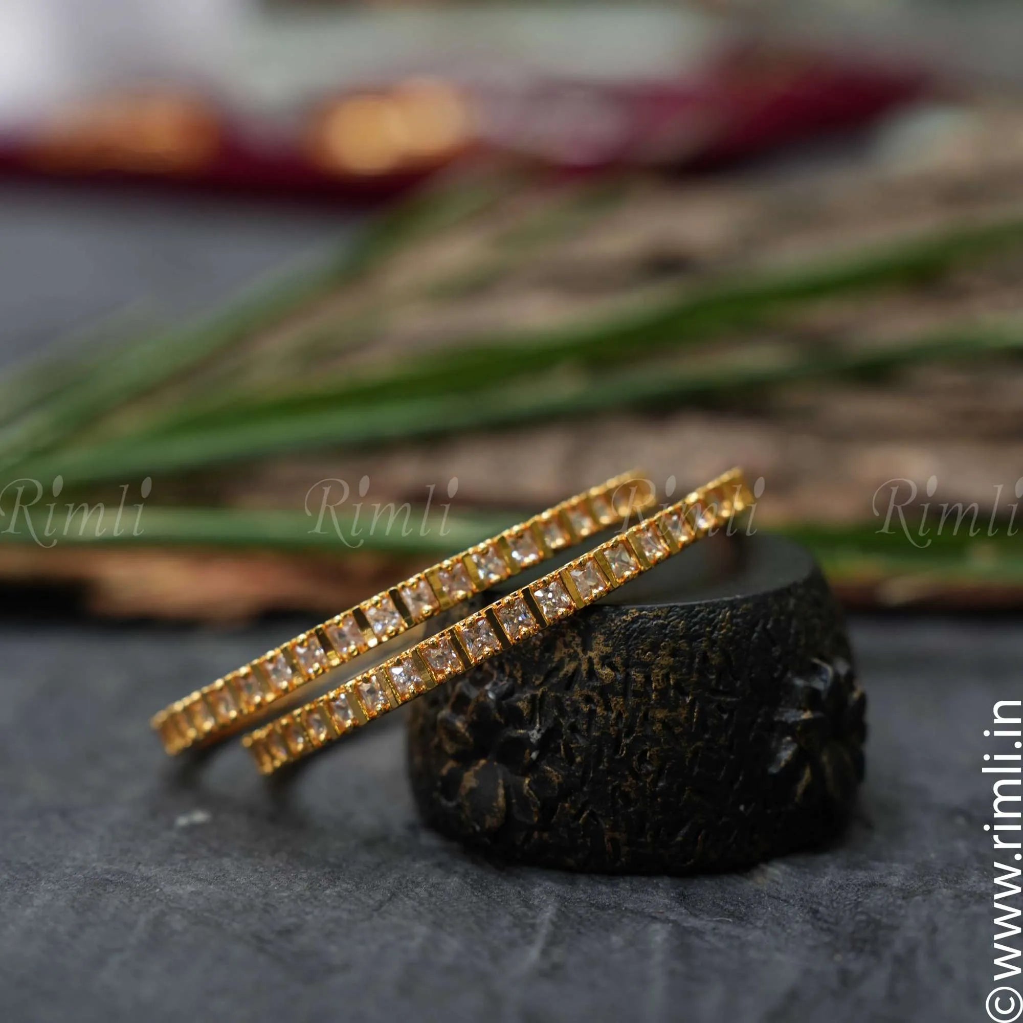 Tanvi Diamond Design Bangle - Square - Rimli Boutique