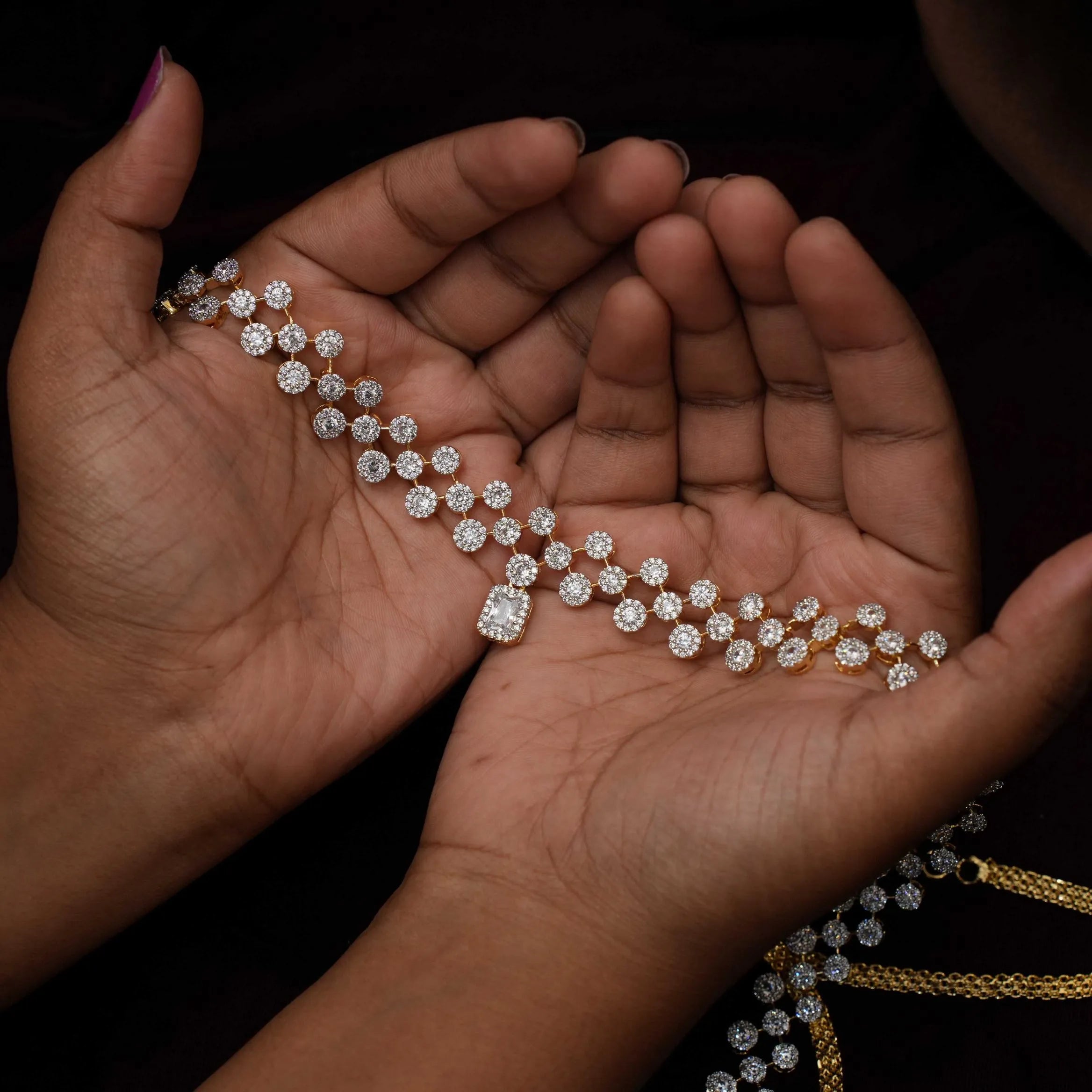 Niddhi Zircon Hip Belt