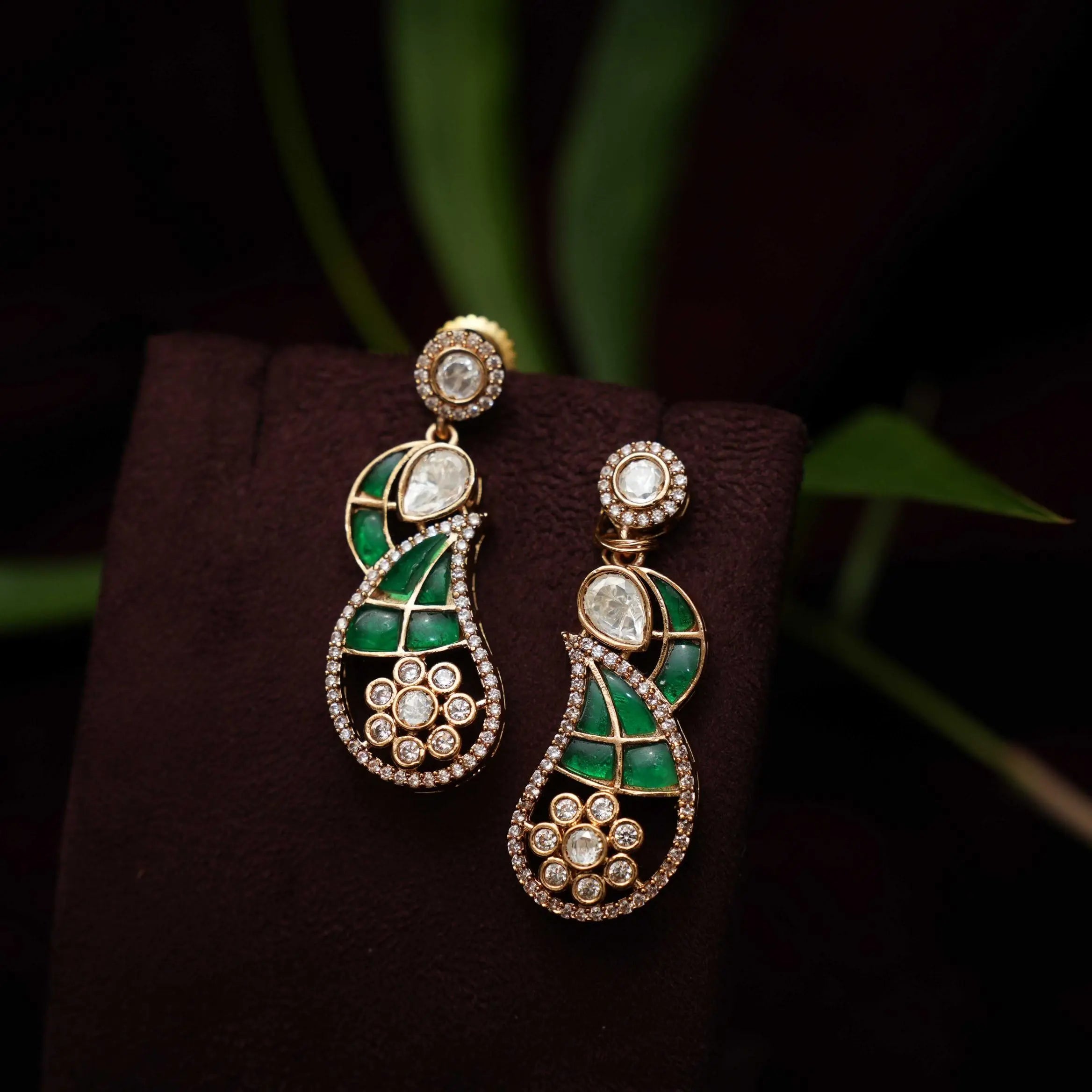 Nilani Polki Necklace - Green