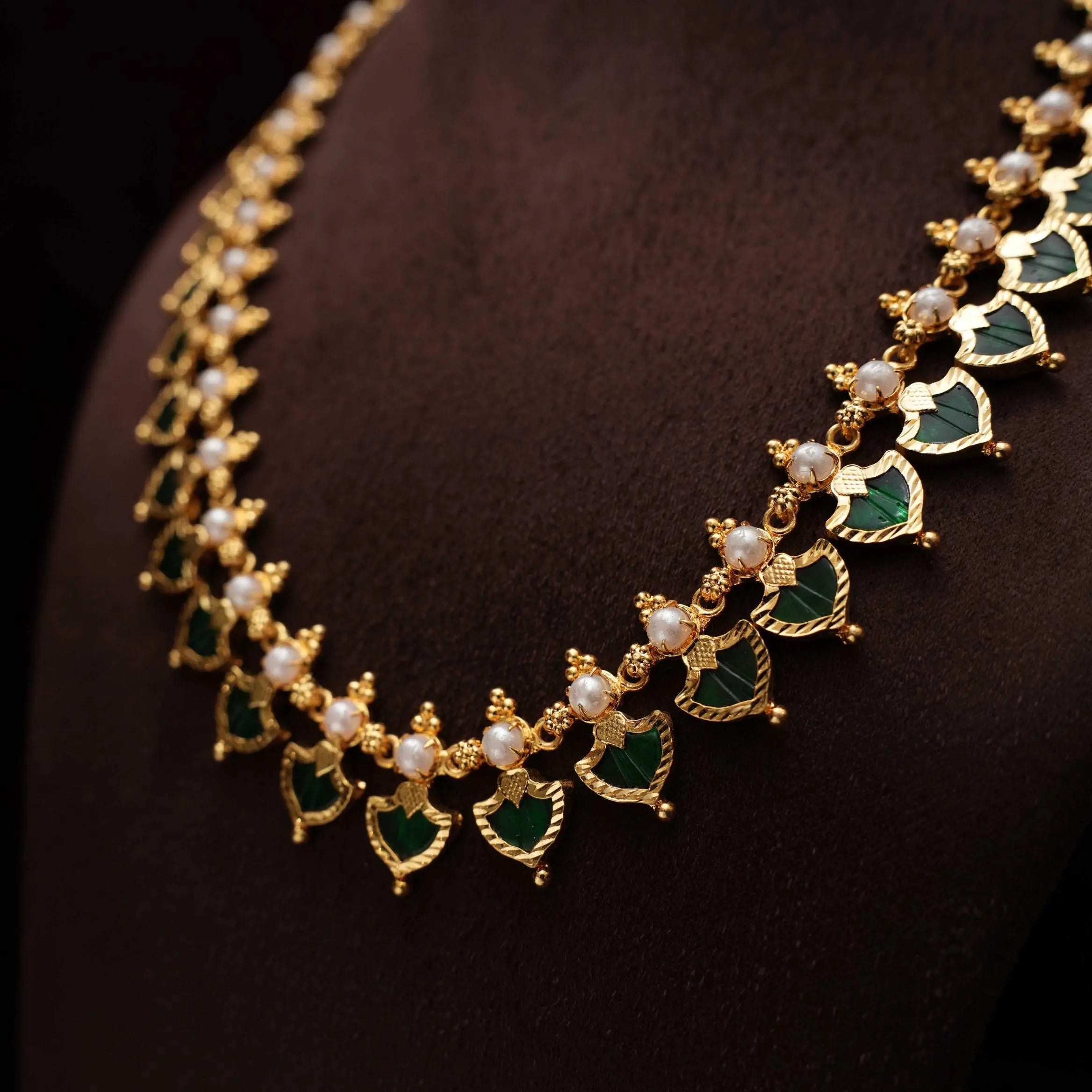 Nimisha Palakka Necklace