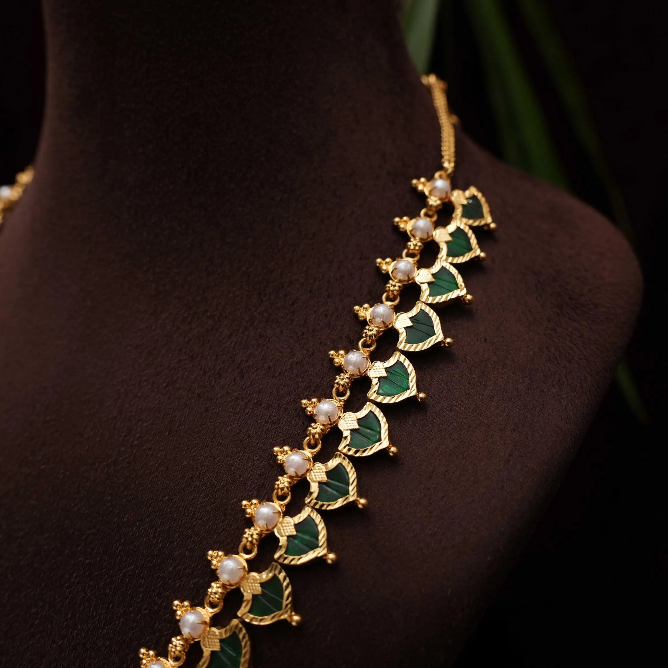Nimisha Palakka Necklace
