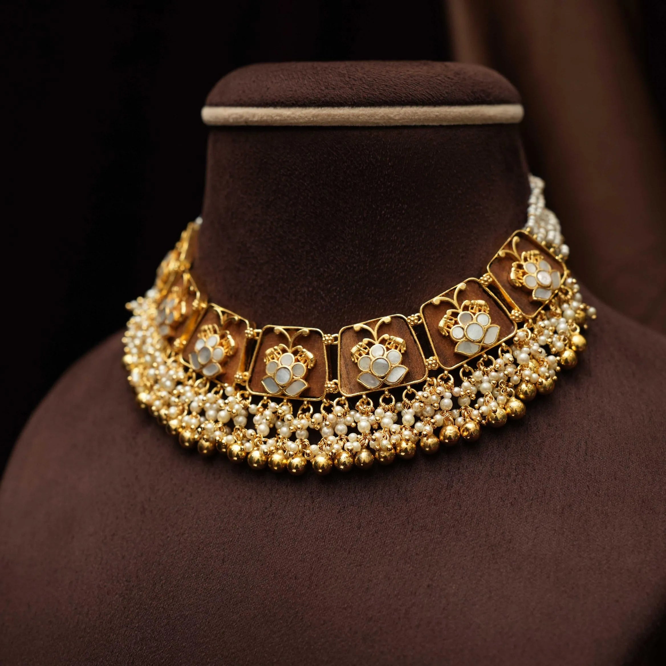 Nimrat Polki Choker