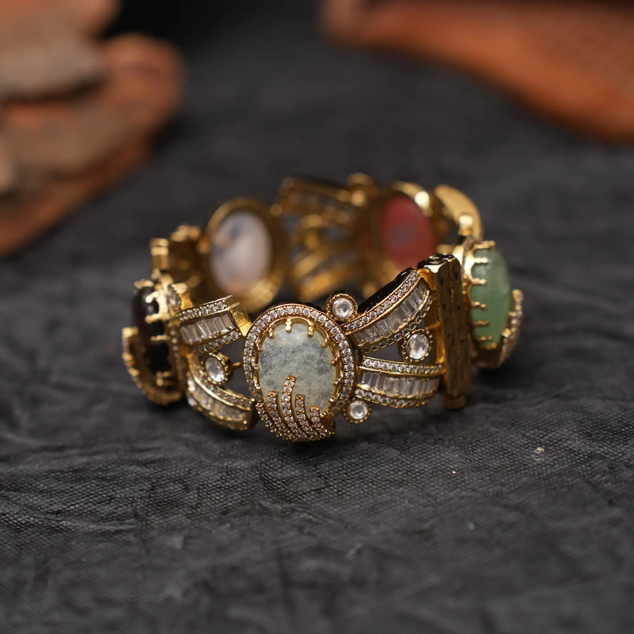 Nireka VIctorian Kada Bangle