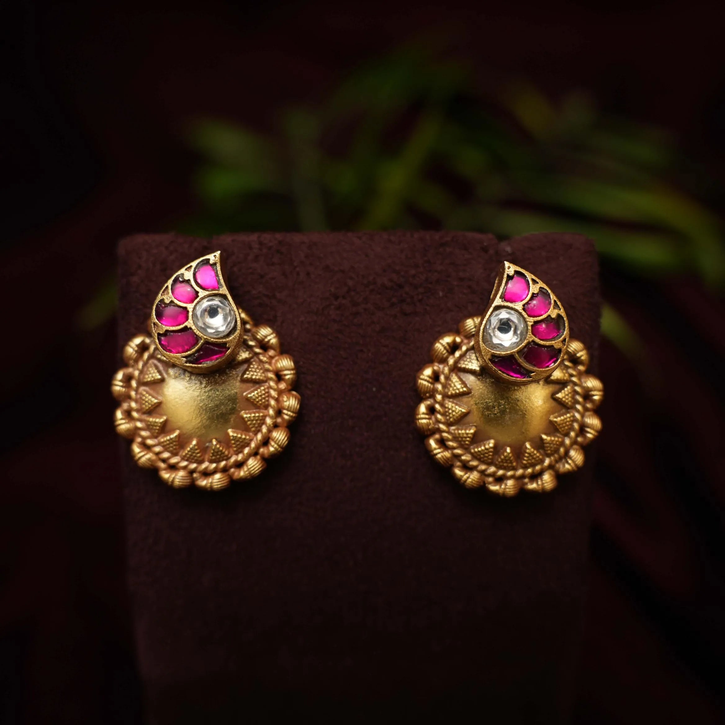 Nisha Silver Earrings - White