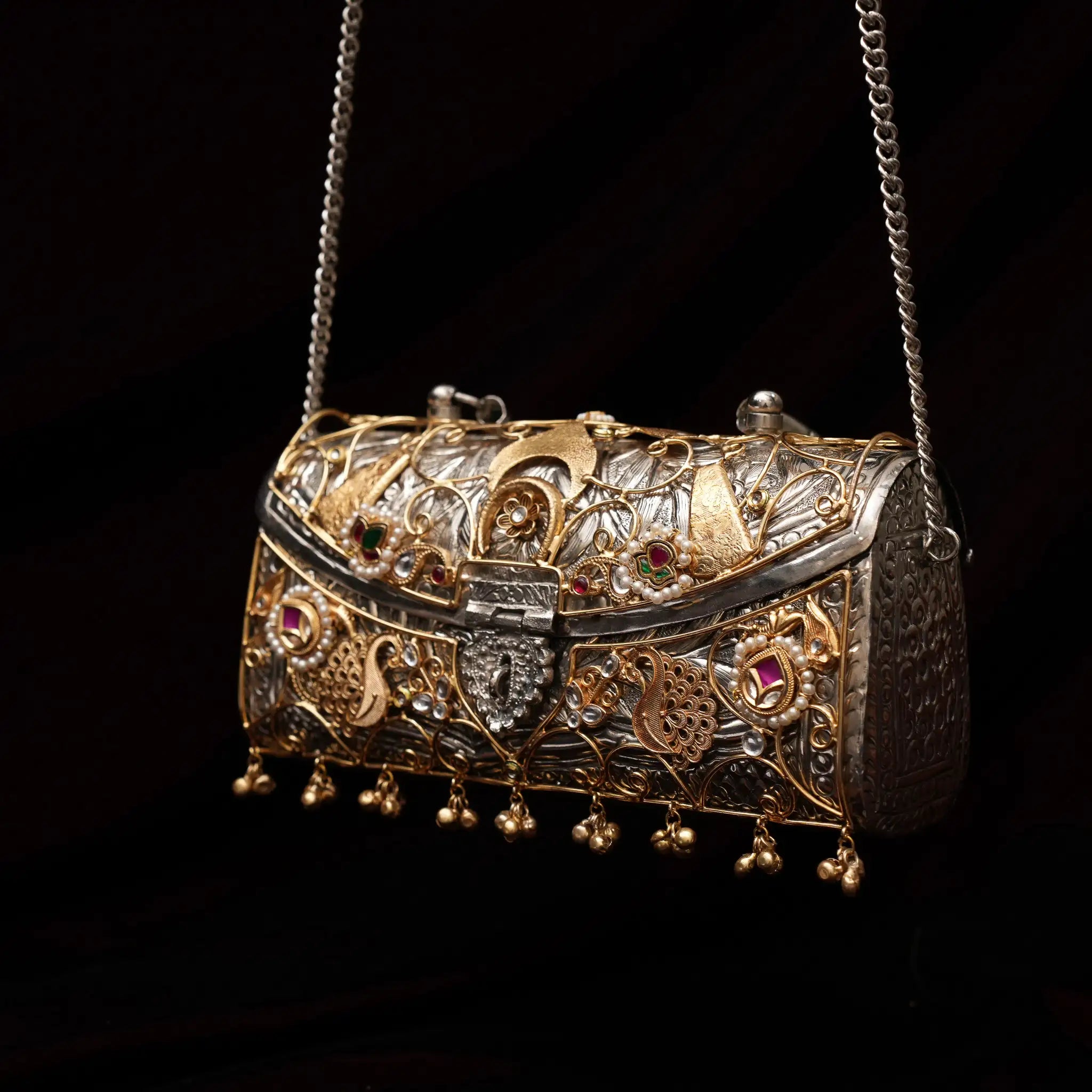 Nishara Polki Clutch