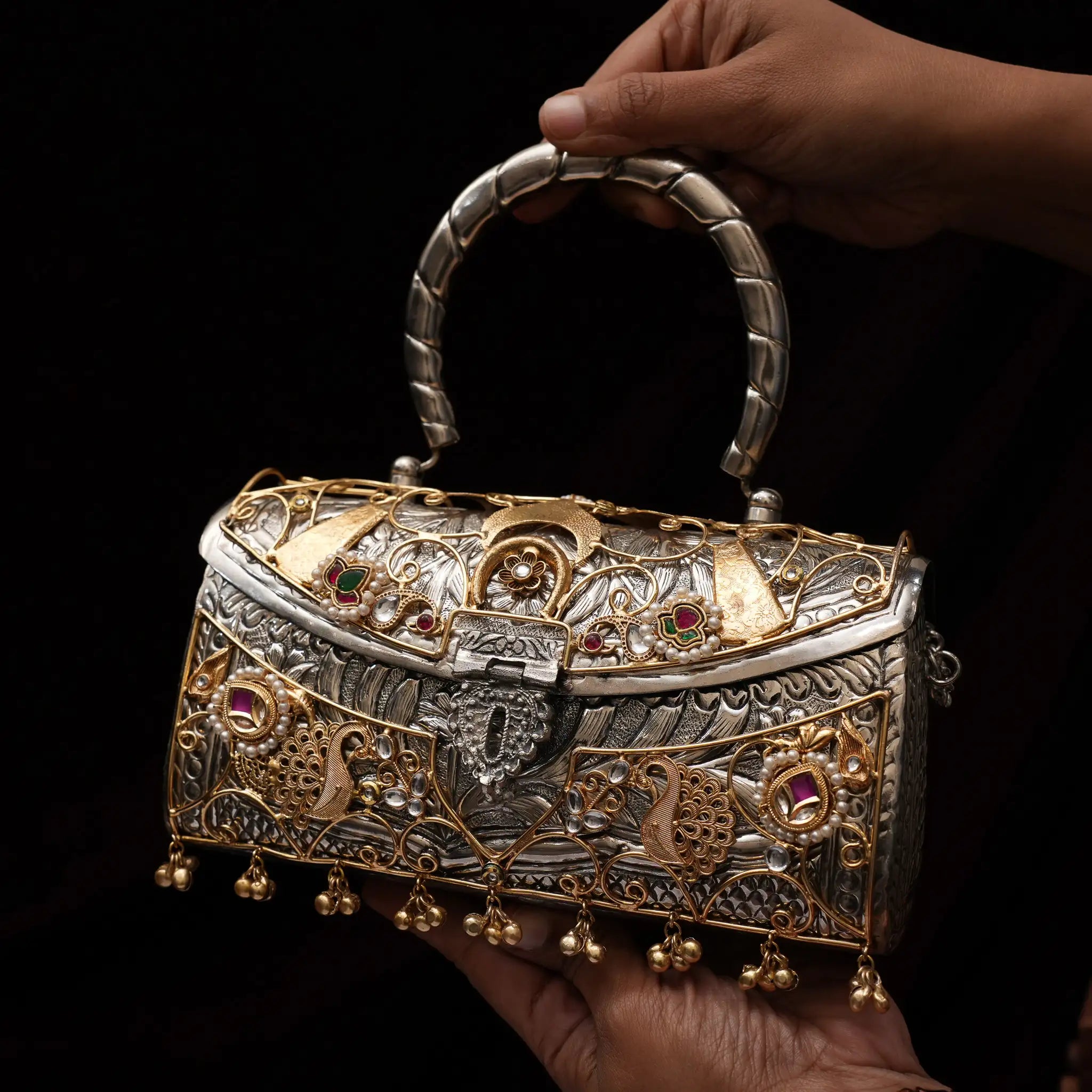 Nishara Polki Clutch