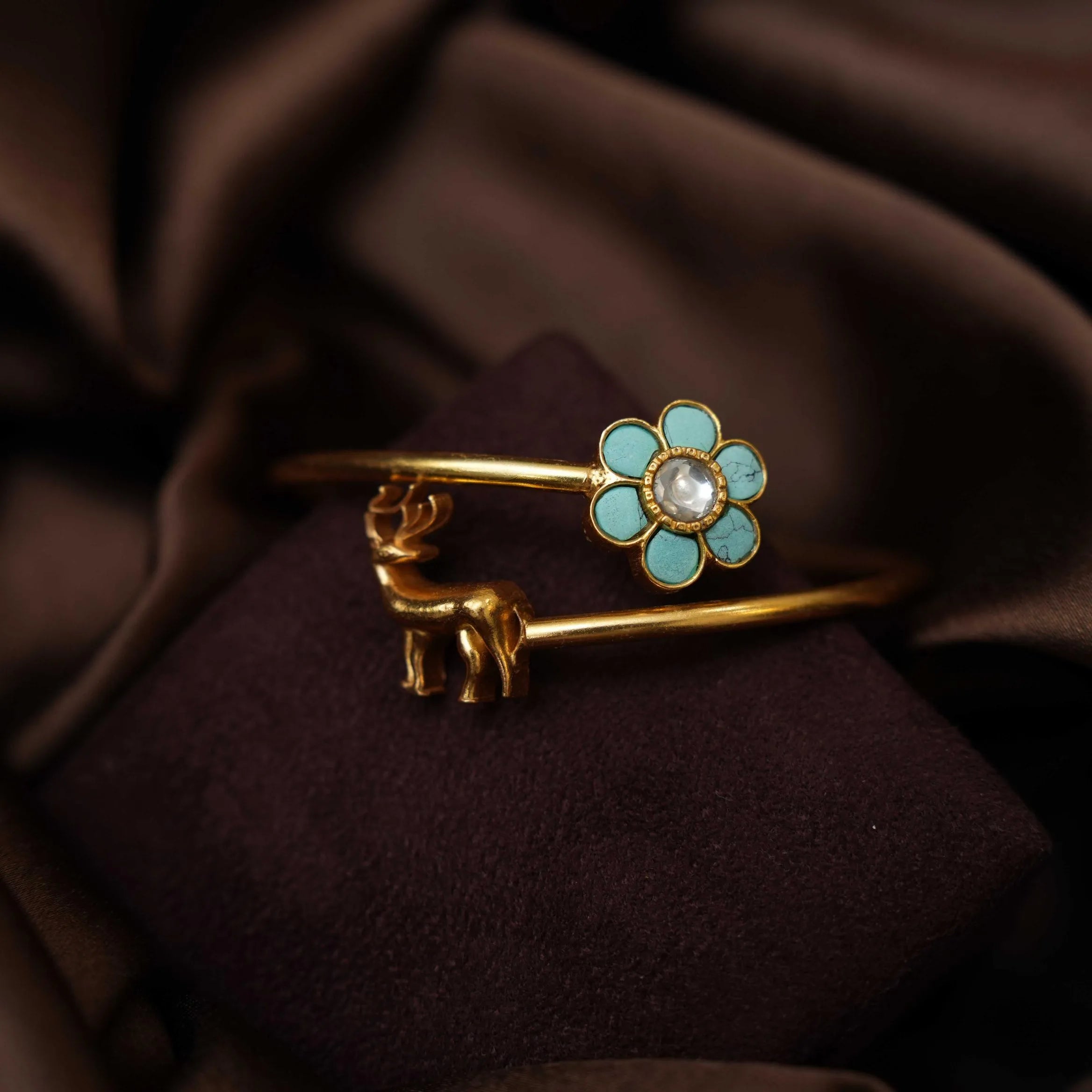 Nishi Silver Kada Bangle