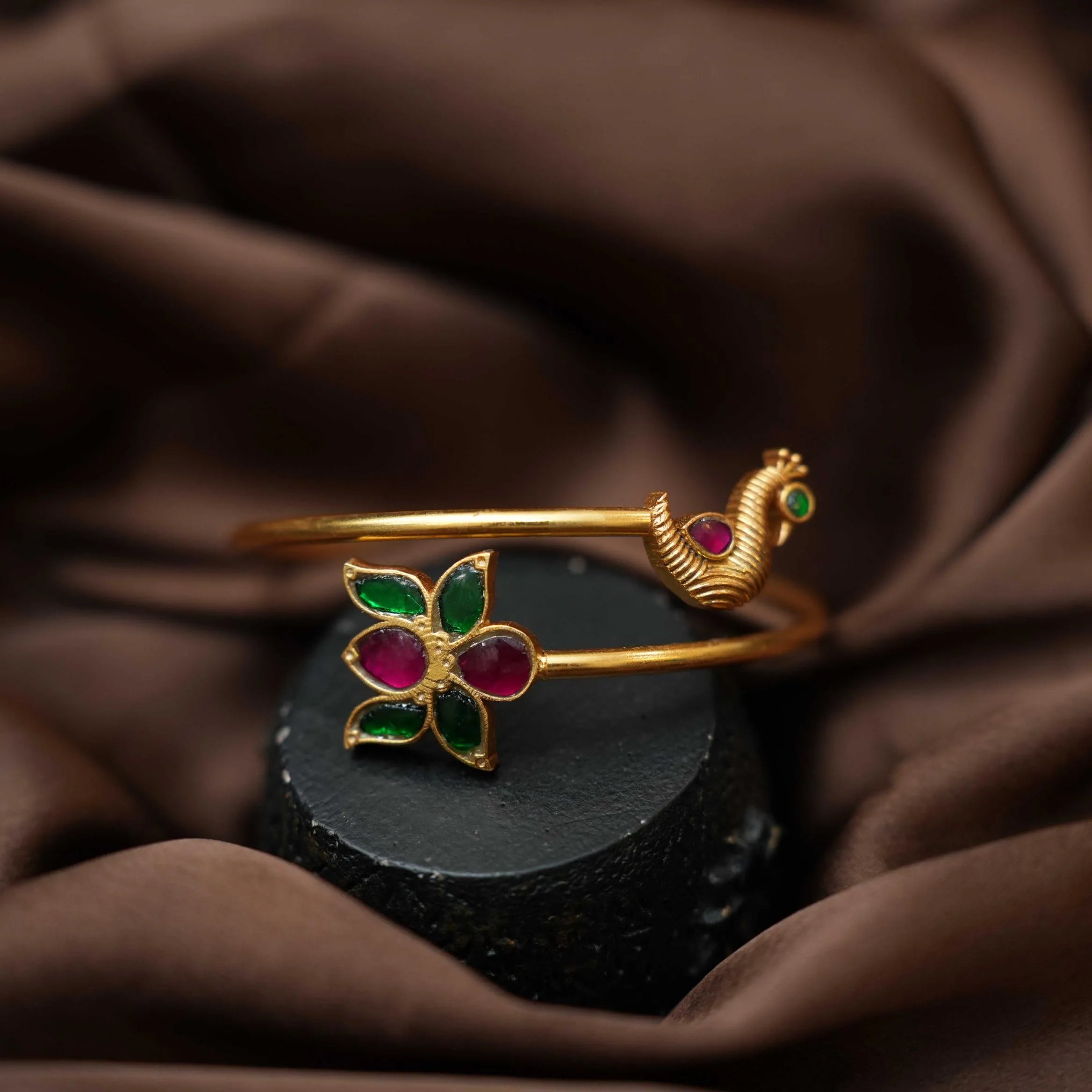 Niya Silver Kada Bangle