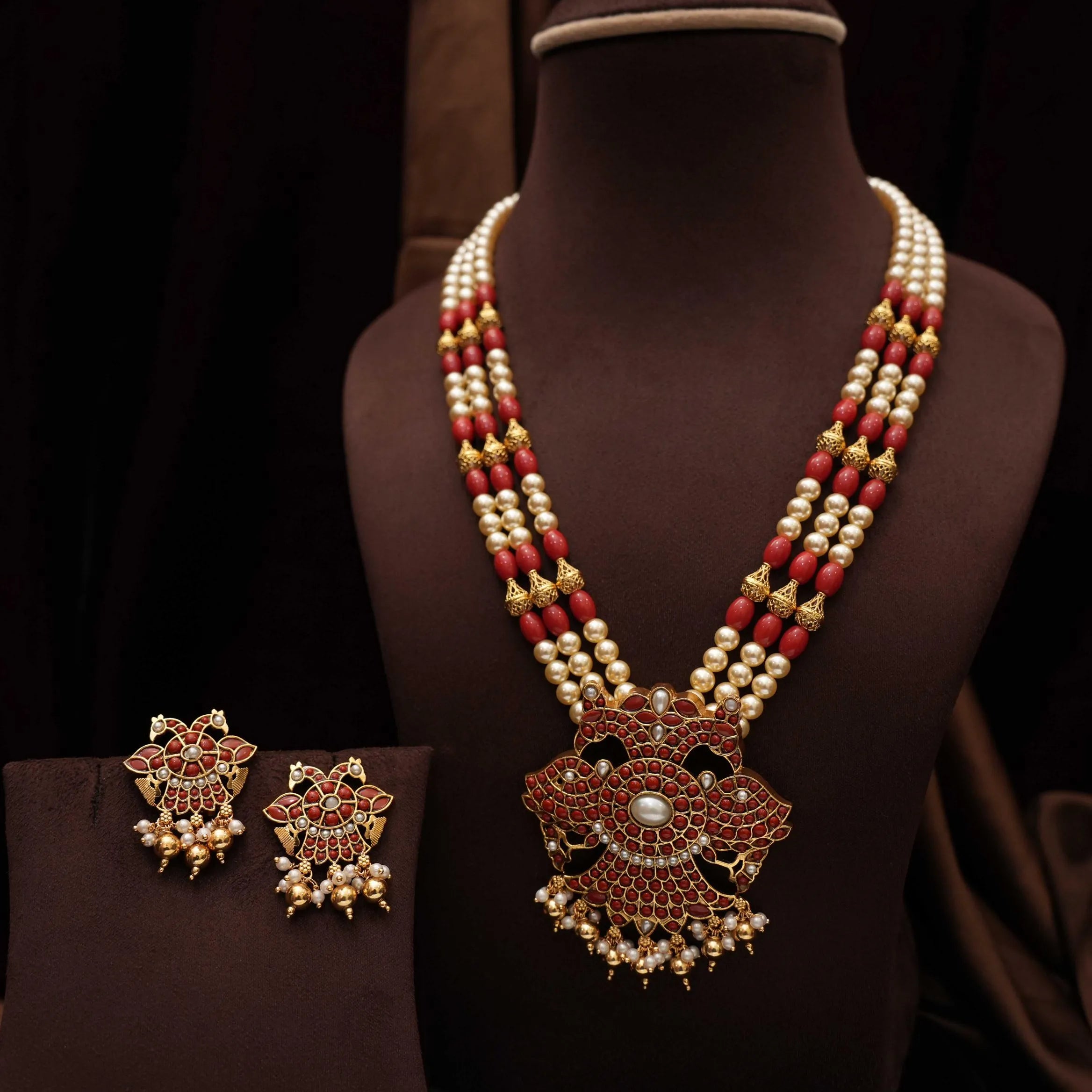 Omaya Antique Necklace - Iruthalai Pakshi