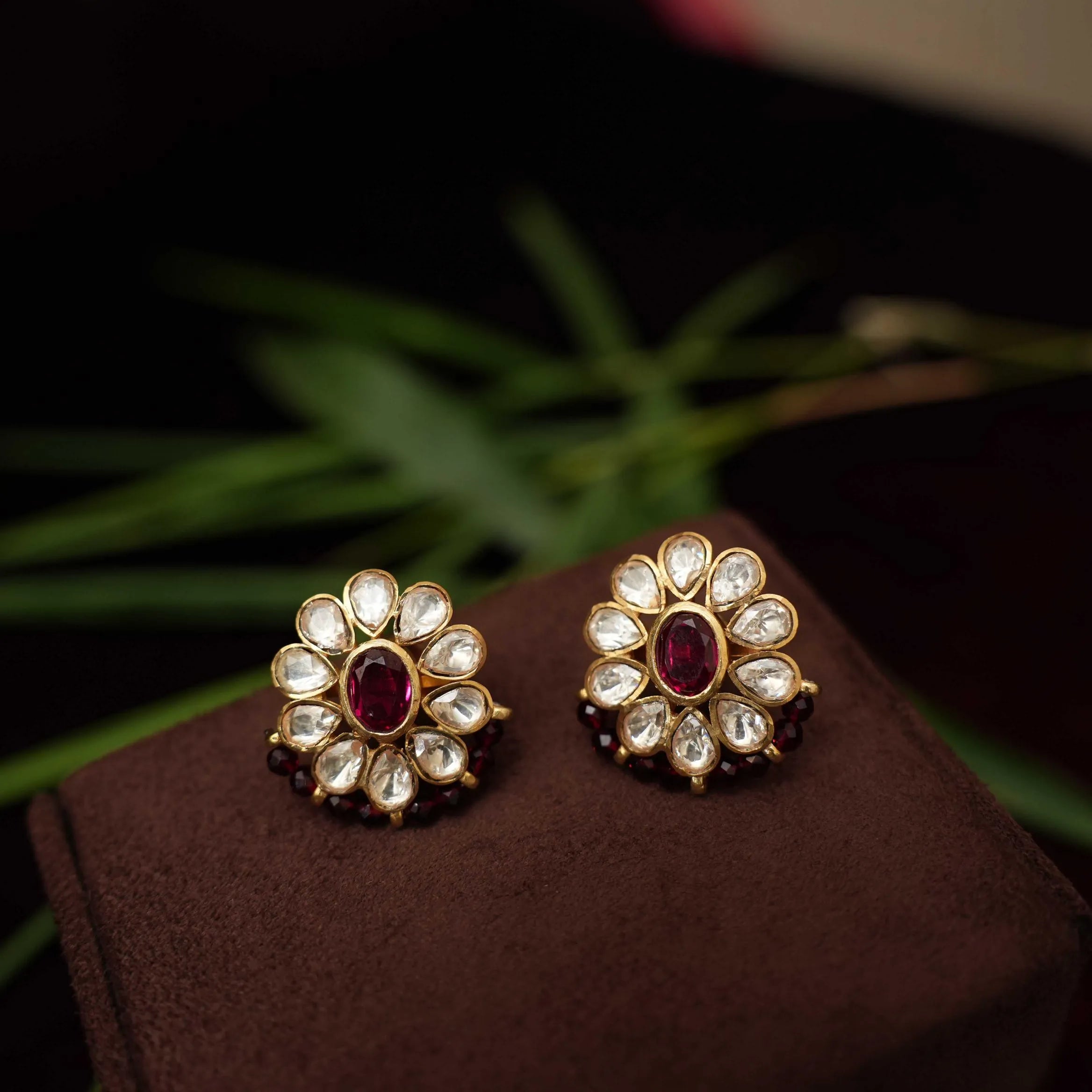 Pakhi Kundan Beaded Necklace