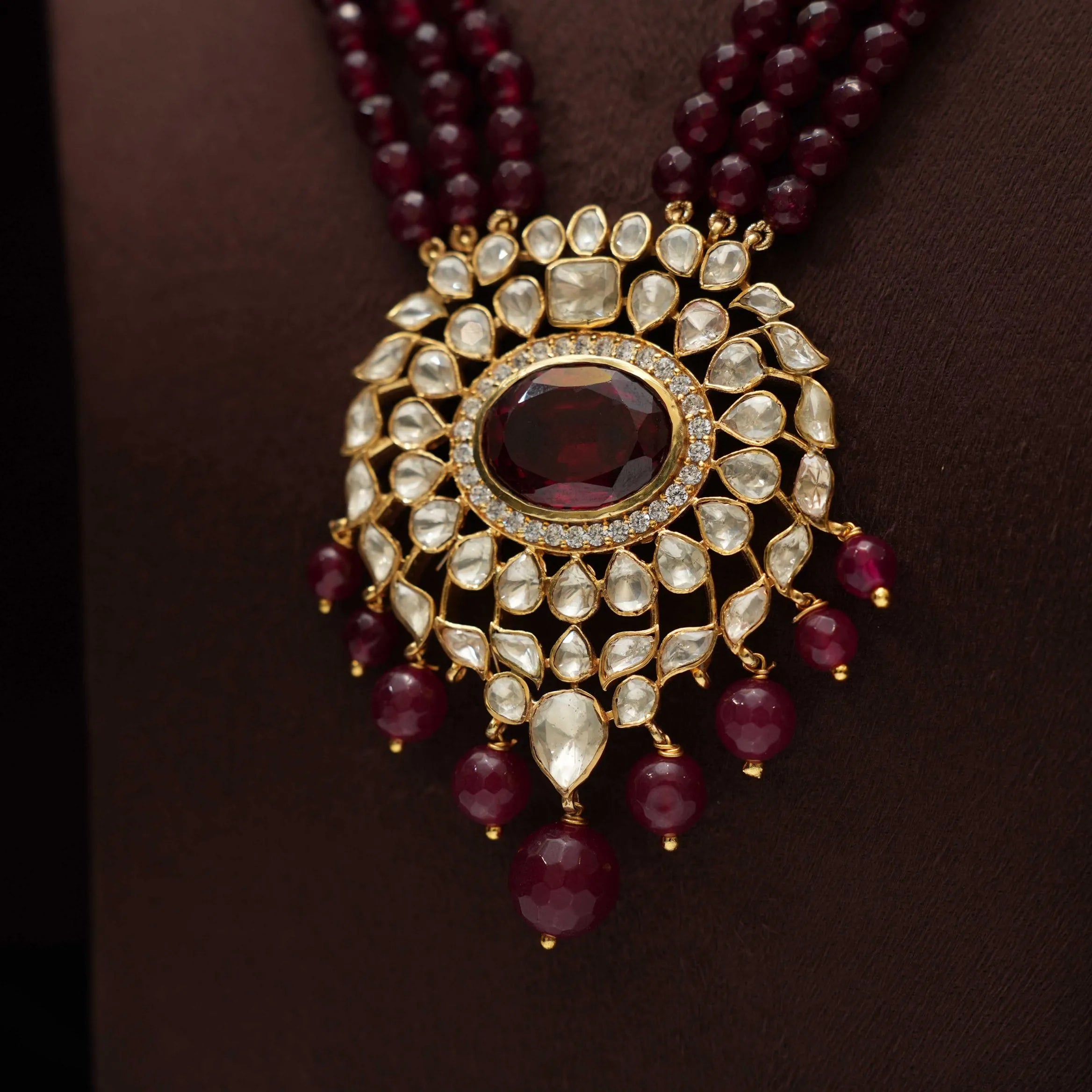 Pakhi Kundan Beaded Necklace