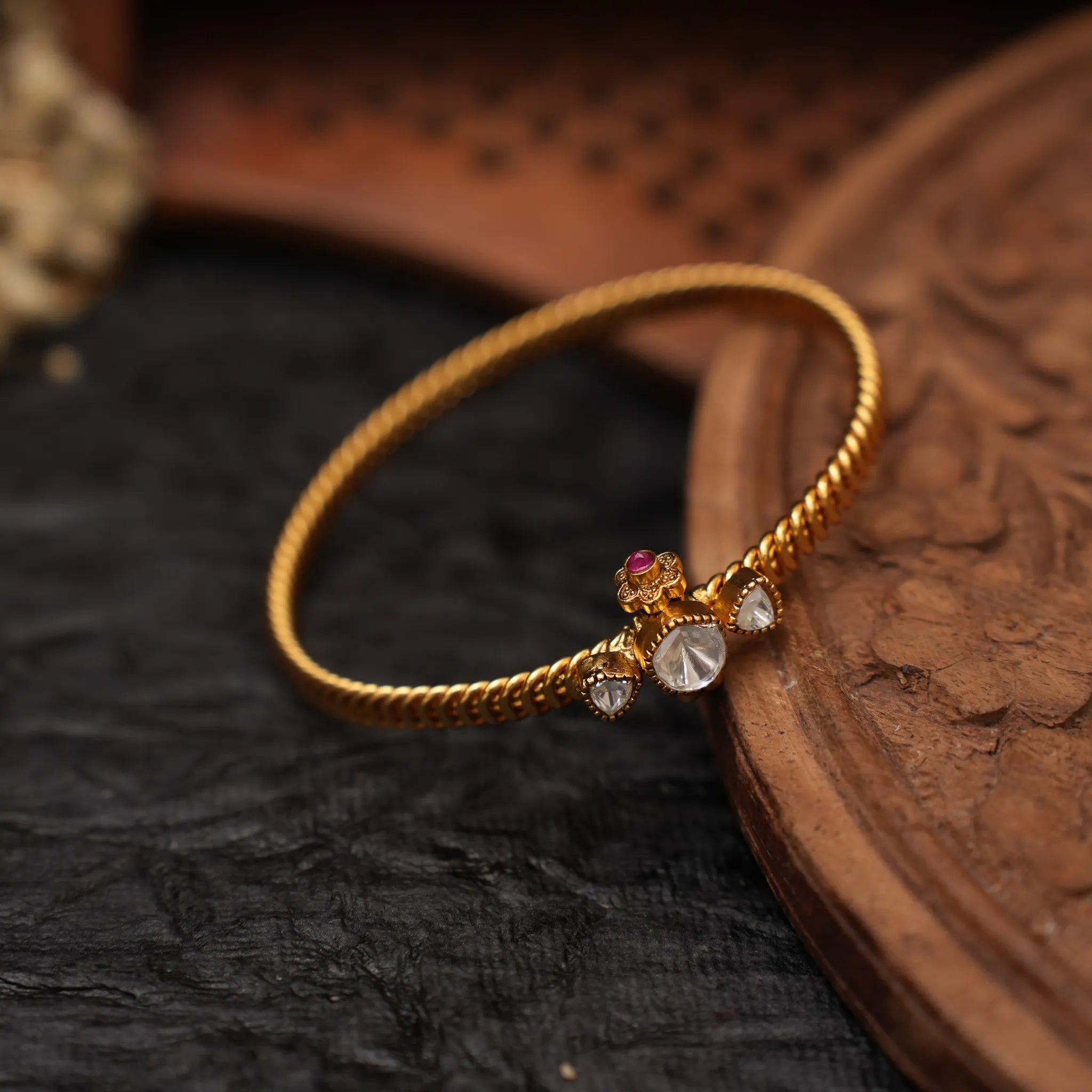 Paridhi Antique Bangle