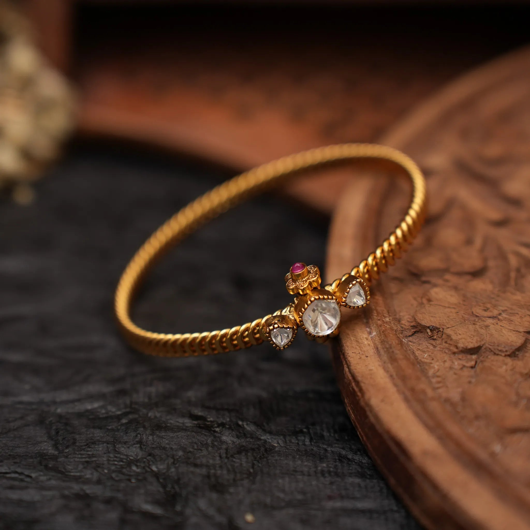 Paridhi Antique Bangle