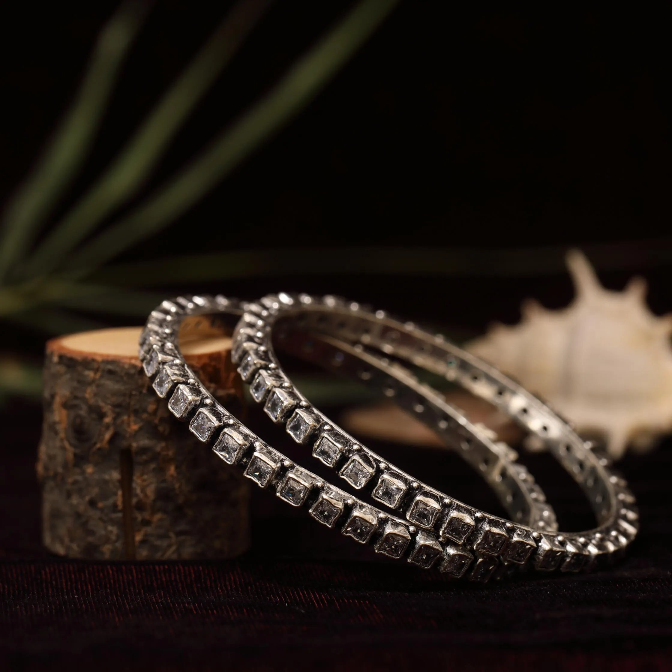 Prahi Silver Oxidised Bangles